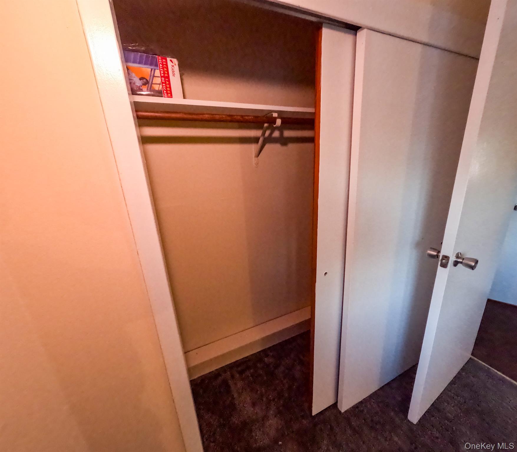 574 Garnet Street – For Rent photo 14