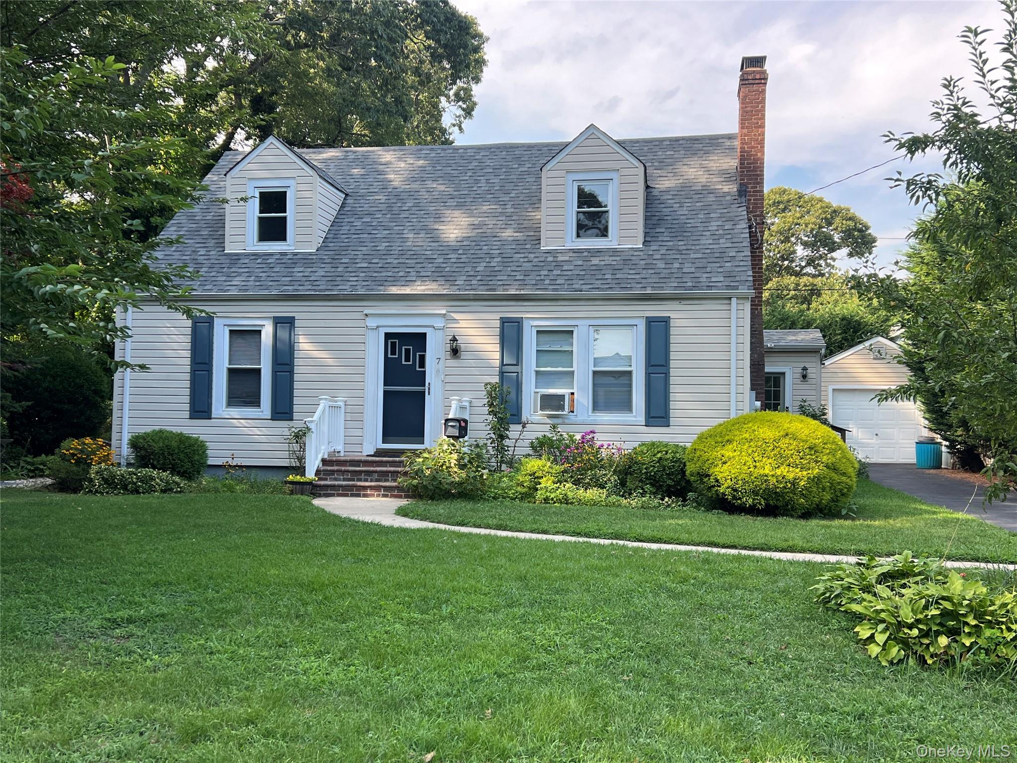 7 W West Elm – For Rent