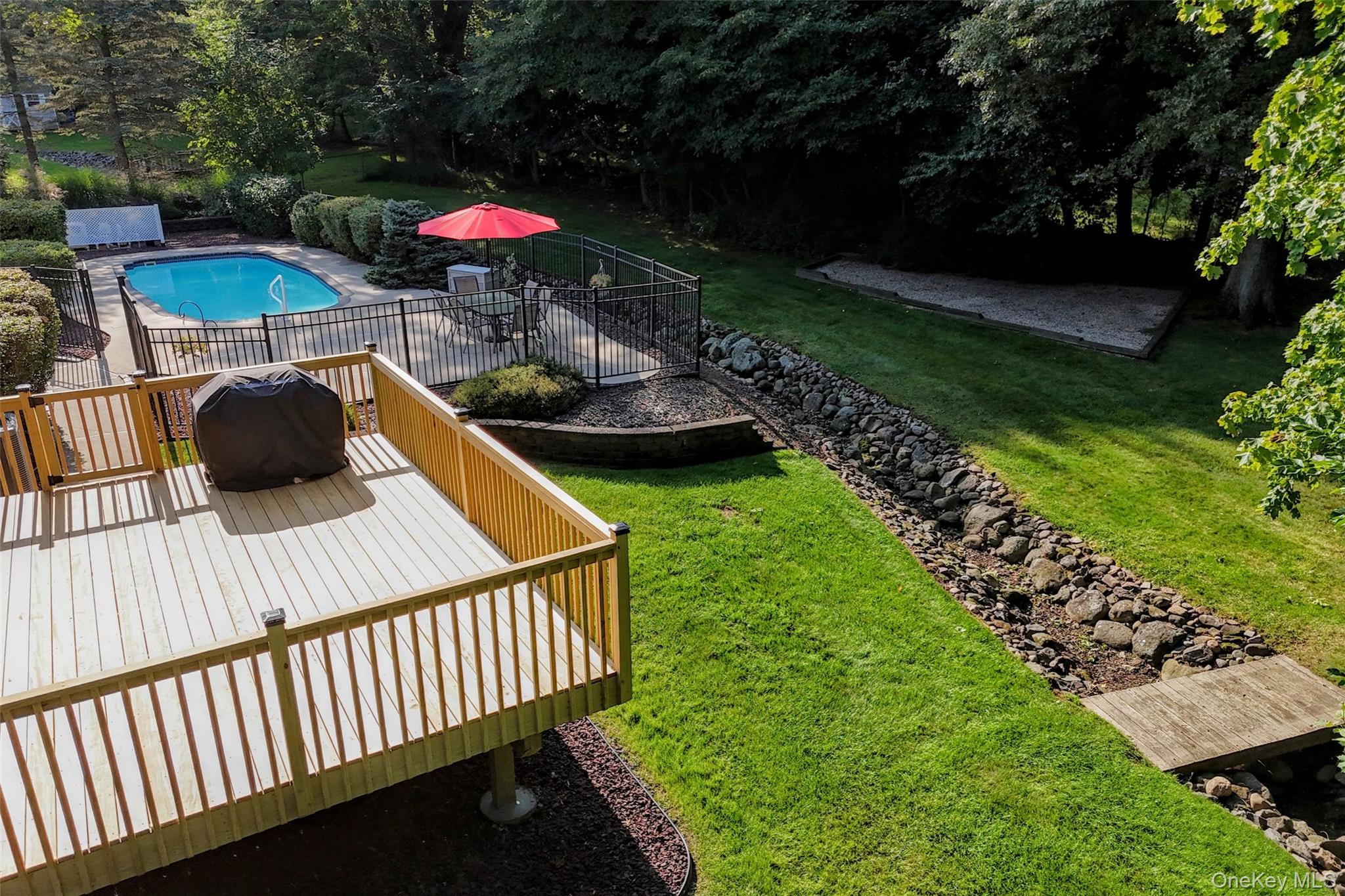 18 Gleeful Lane – For Sale photo 32