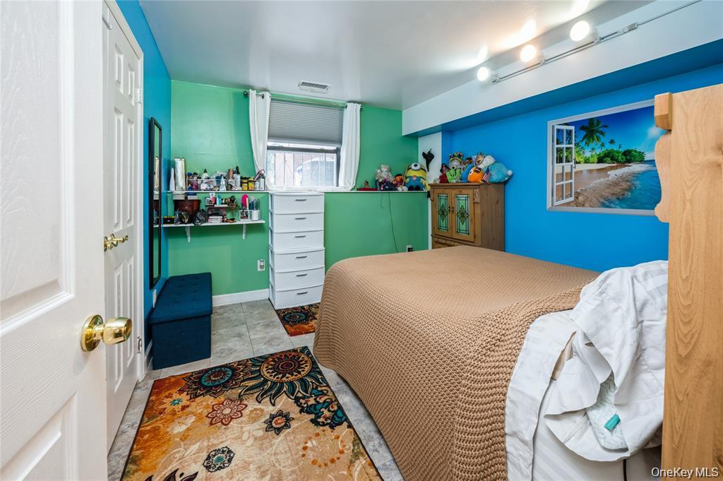 782 E 179th Street – For Rent photo 2