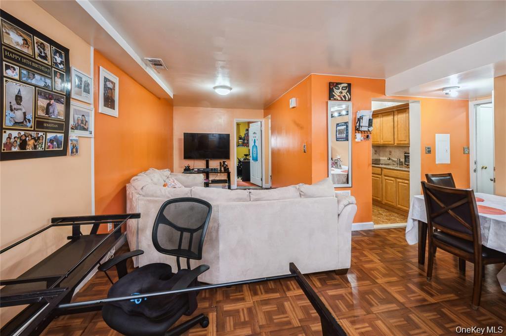 782 E 179th Street – For Rent photo 4