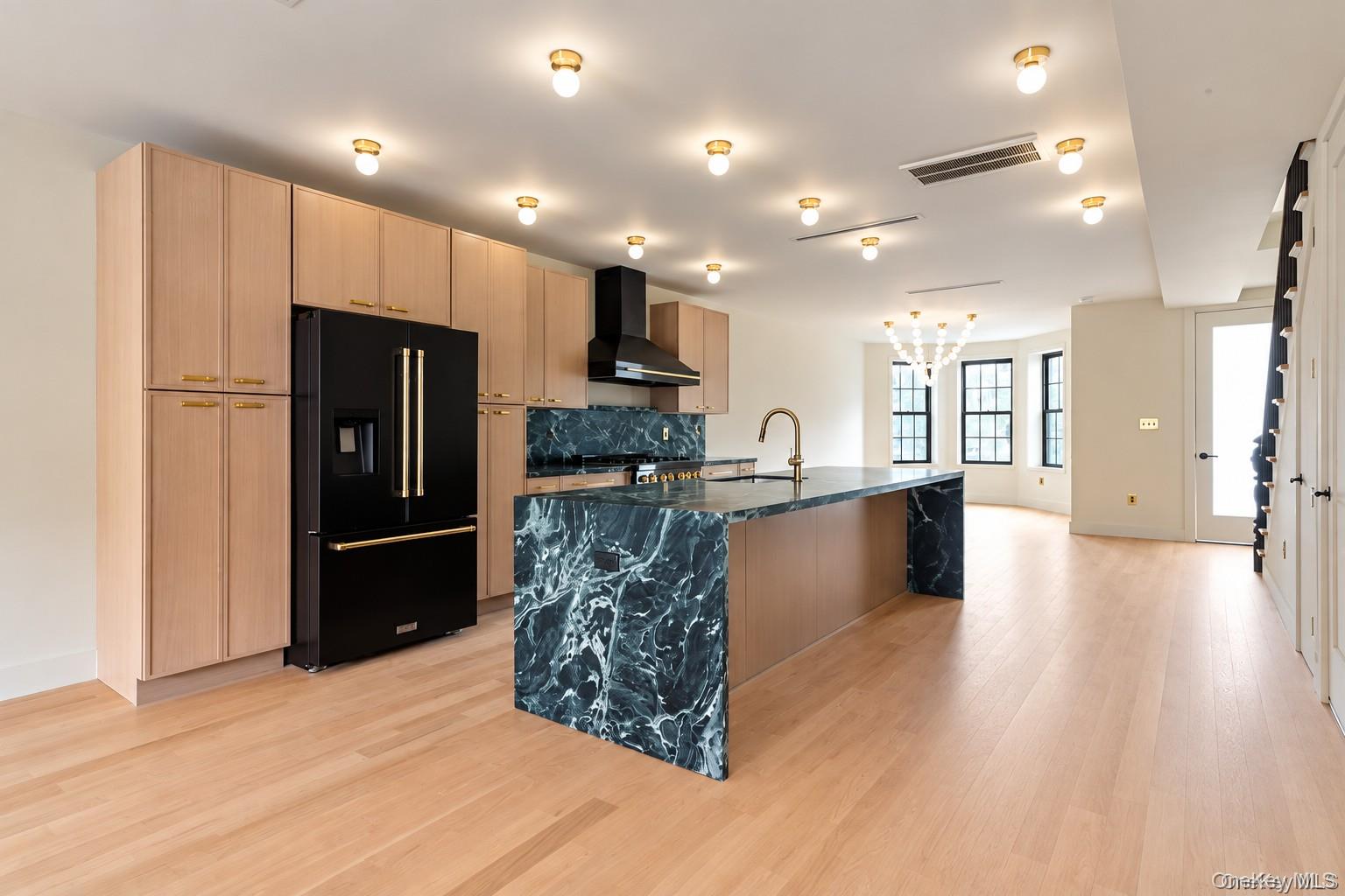 405 Irving Avenue – For Sale photo 15
