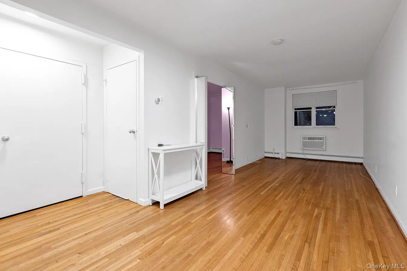 4808 Bedford Avenue, Unit 1A photo 2