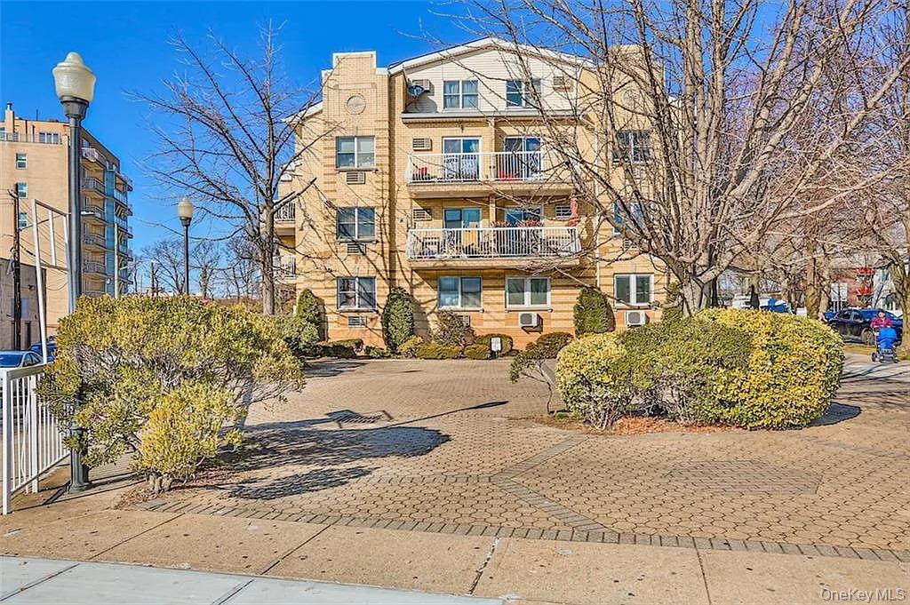 4808 Bedford Avenue, Unit 1A