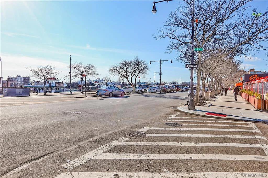 4808 Bedford Avenue, Unit 1A photo 23