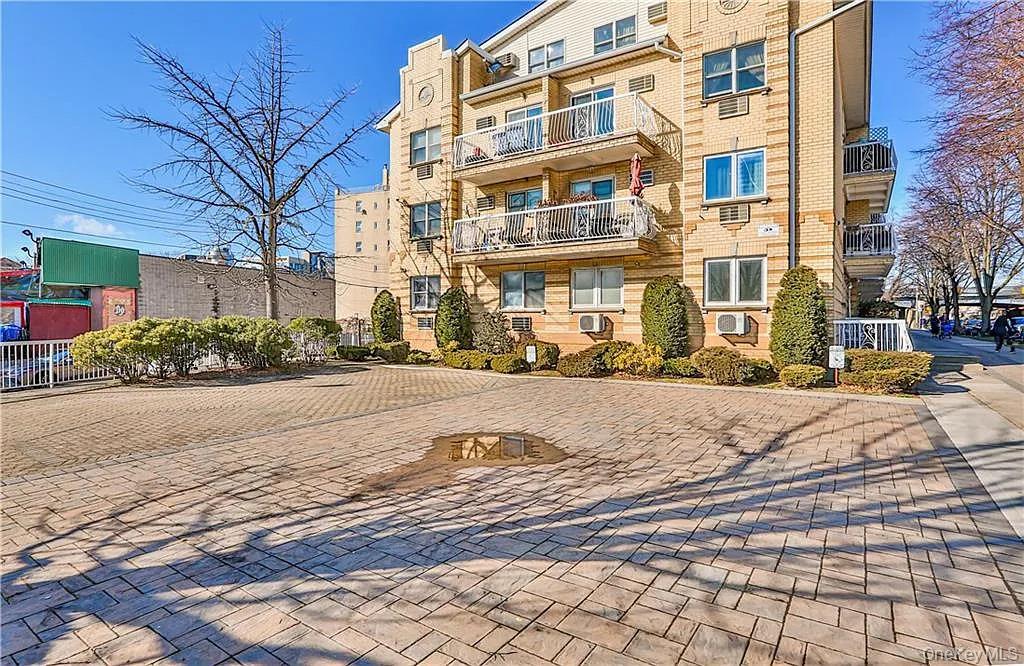 4808 Bedford Avenue, Unit 1A photo 22