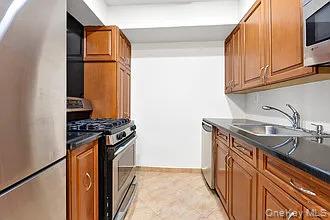4808 Bedford Avenue, Unit 1A photo 8