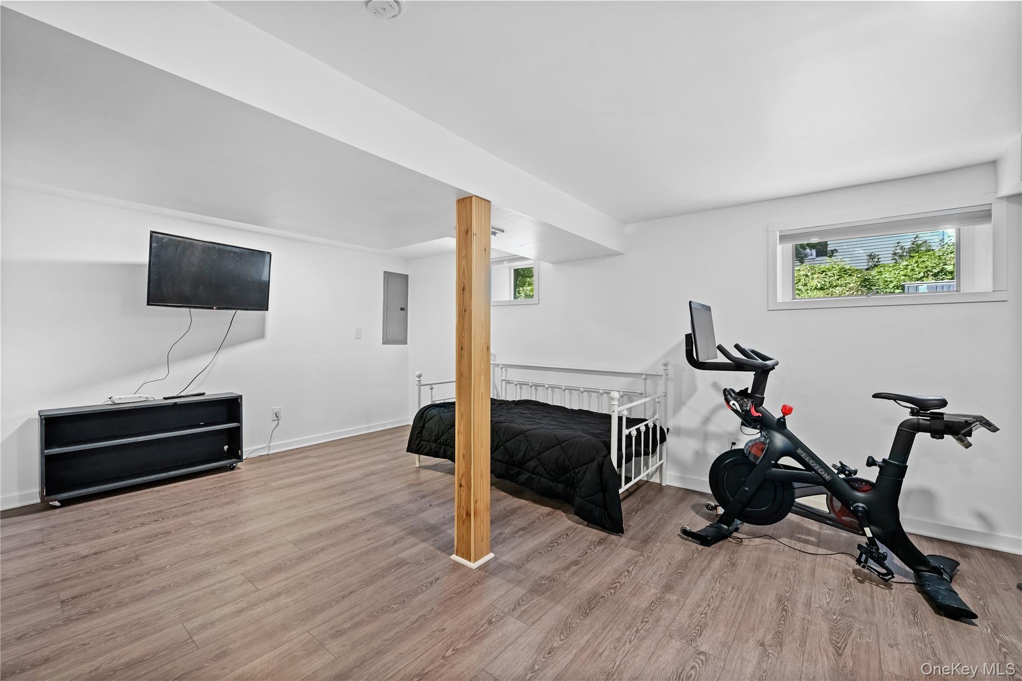 4 Windsor Road – For Sale photo 18