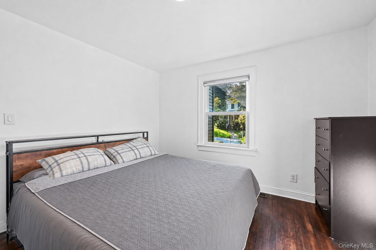 4 Windsor Road – For Sale photo 6