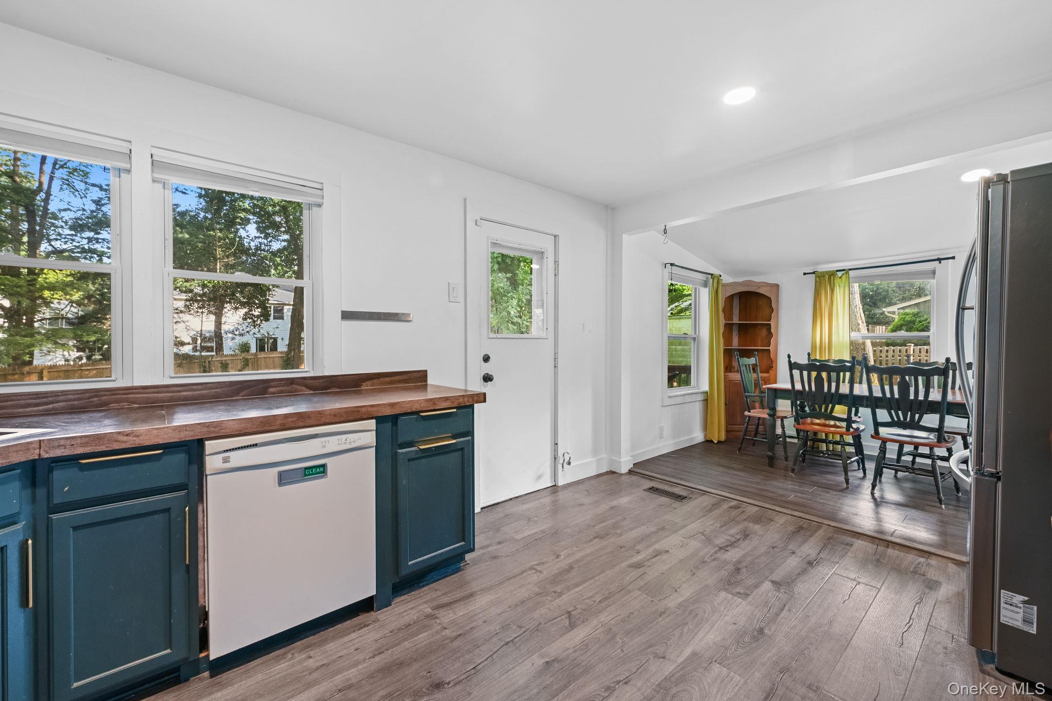 4 Windsor Road – For Sale photo 9