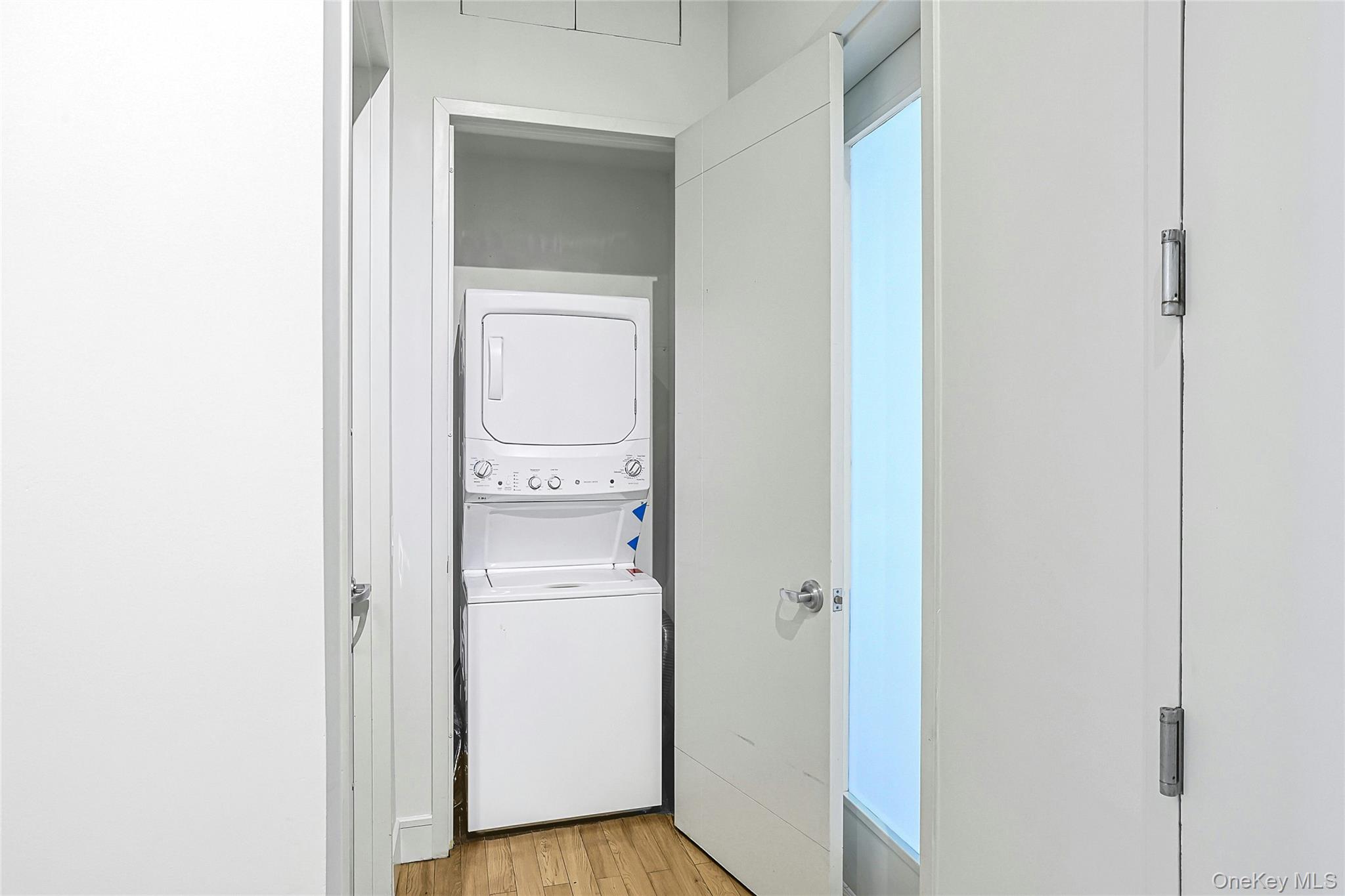 25 Leroy Place, Unit PH1 photo 15