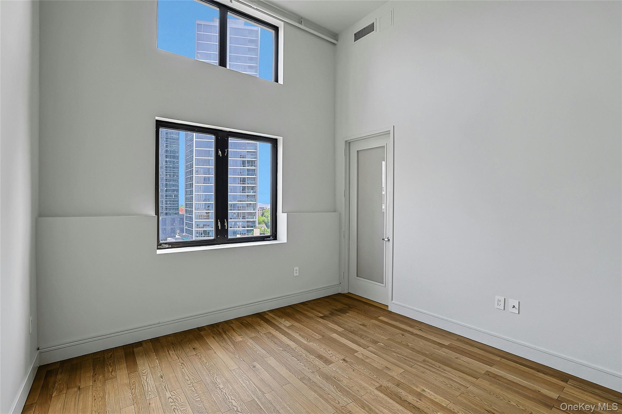 25 Leroy Place, Unit PH1 photo 11