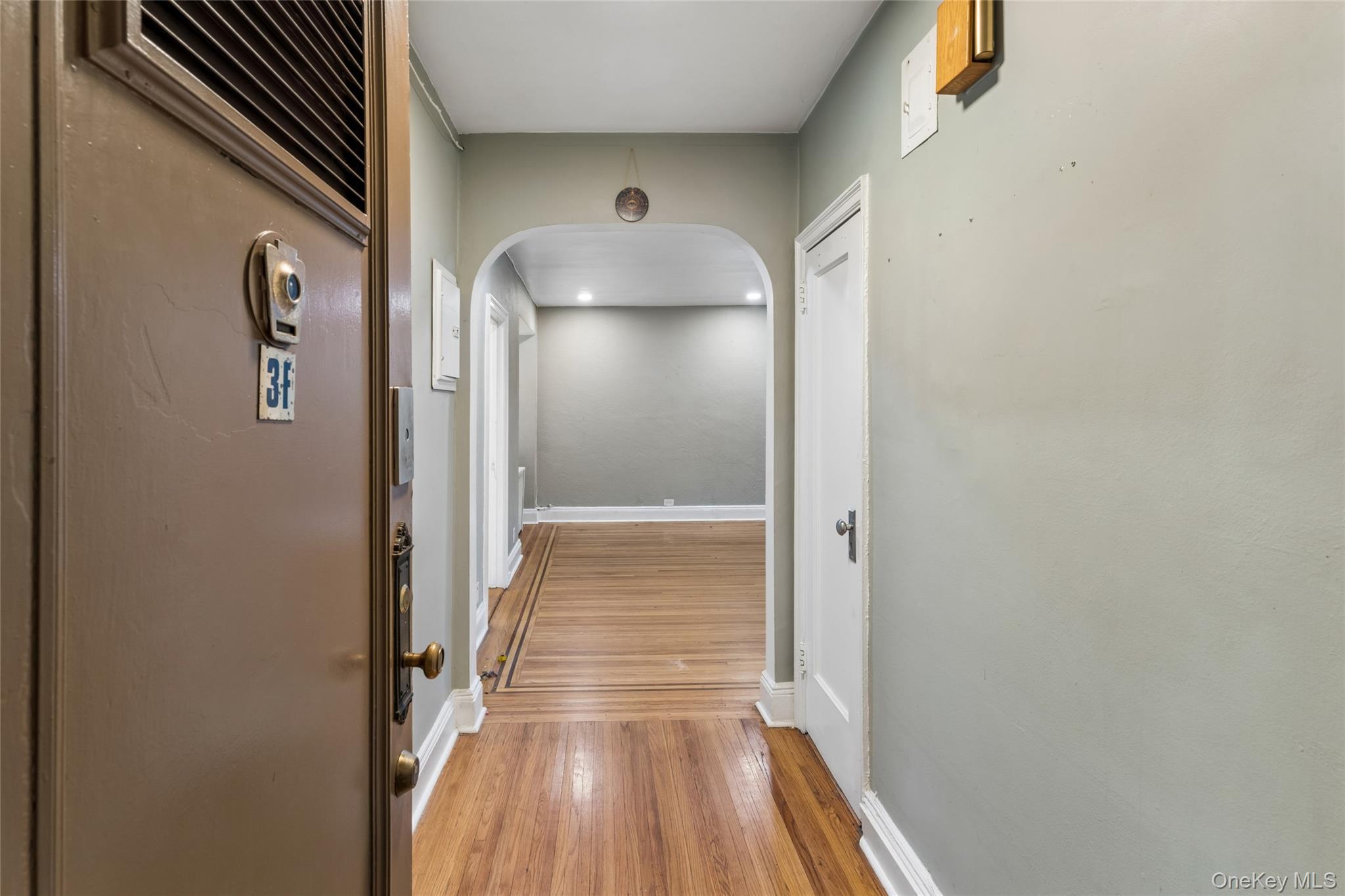 475 Bronx River Road, Unit 3F photo 5