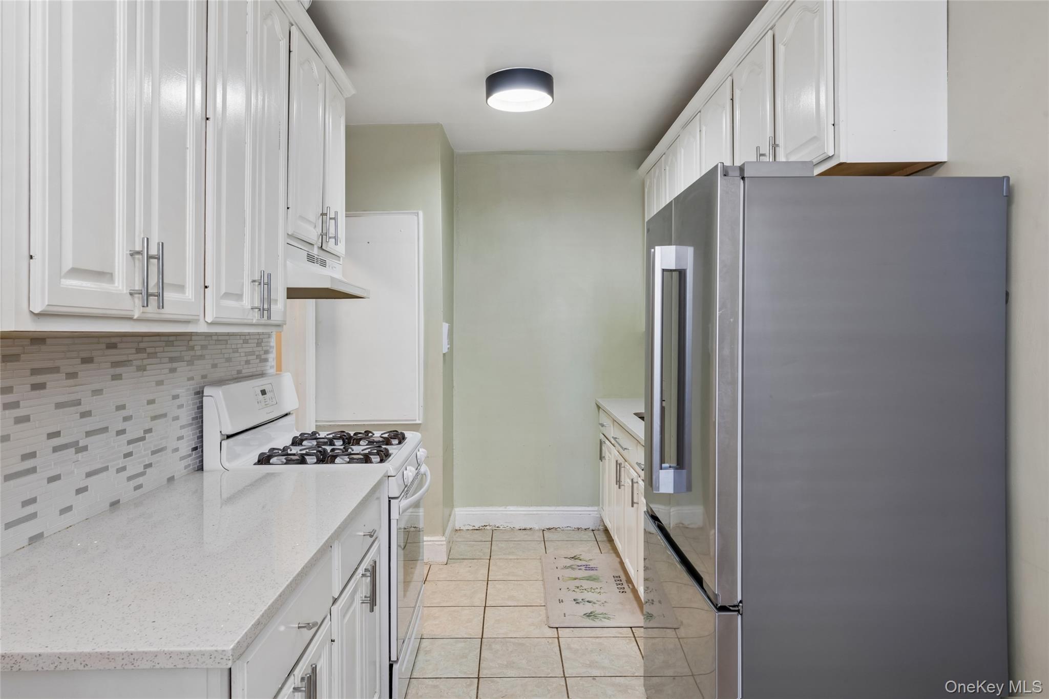 475 Bronx River Road, Unit 3F photo 16