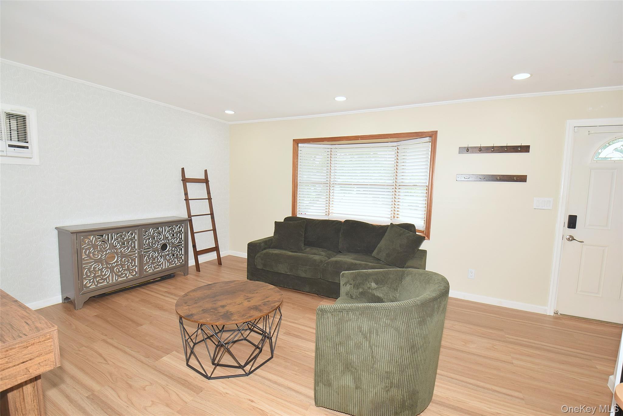 101 Phyllis Drive – For Sale photo 12