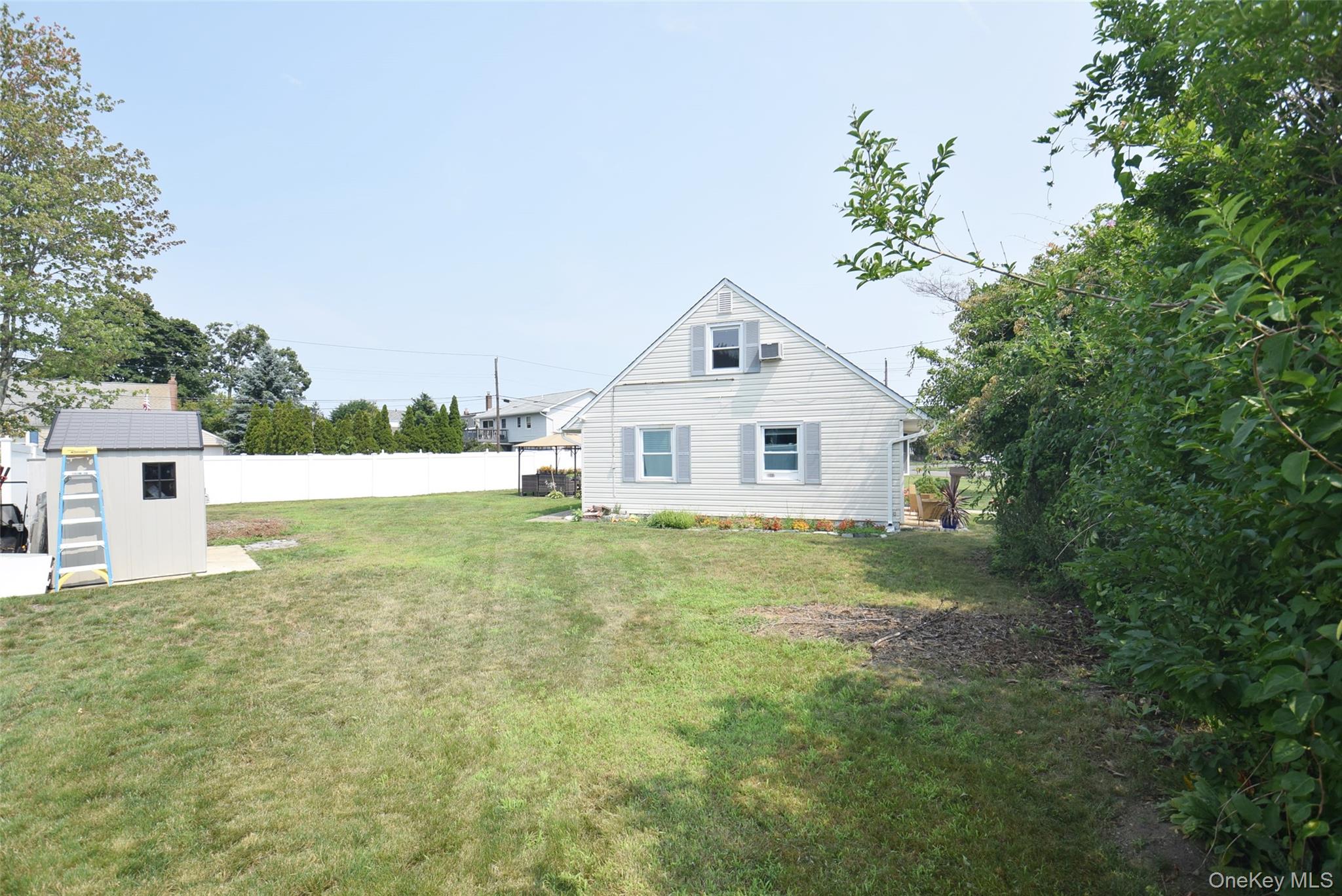 101 Phyllis Drive – For Sale photo 4