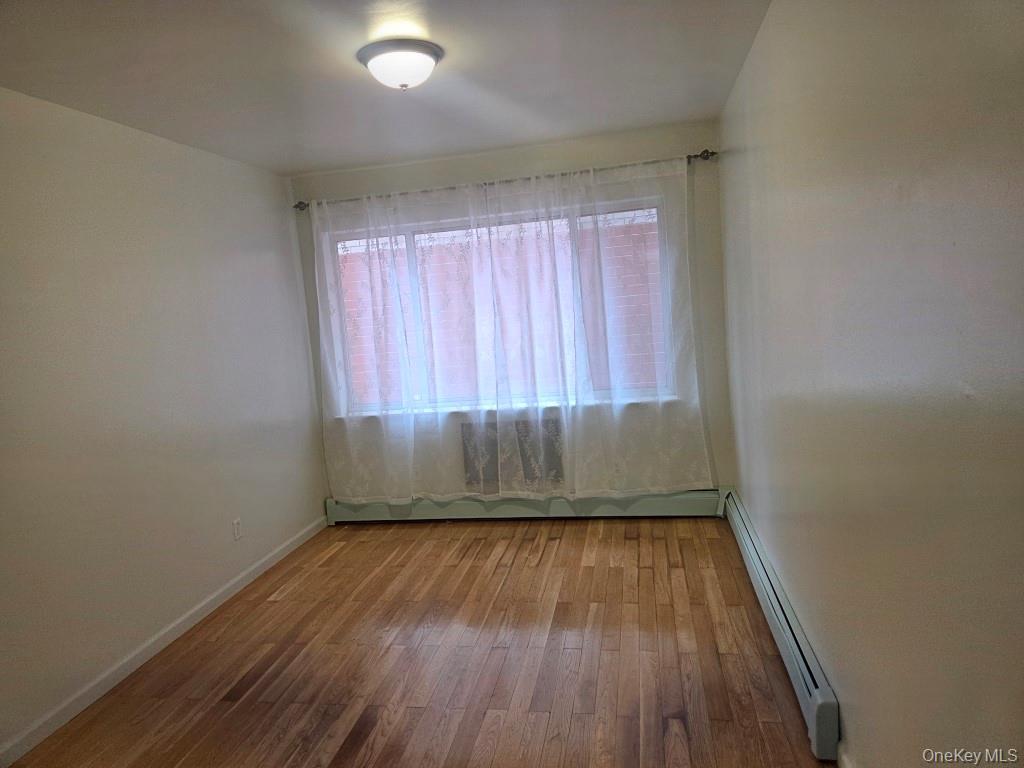 31-03 Linden Place, Unit 2 photo 6