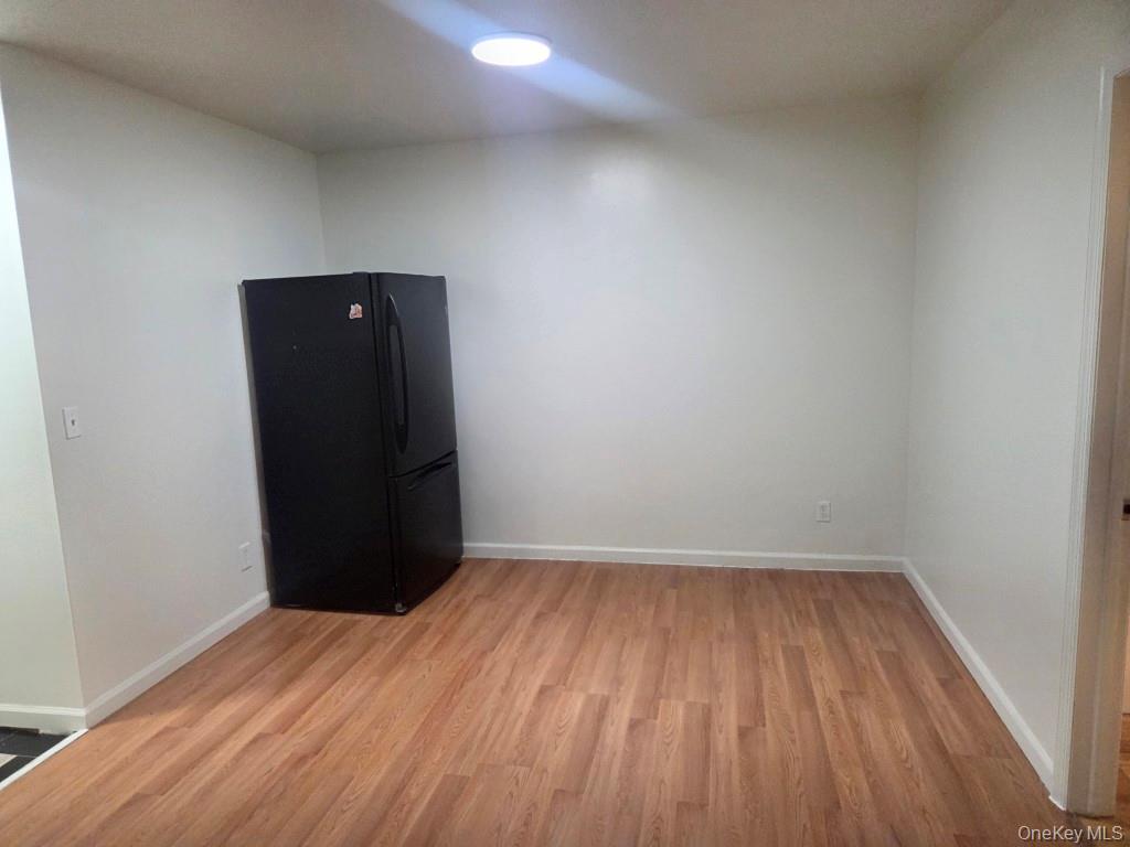 31-03 Linden Place, Unit 2 photo 10