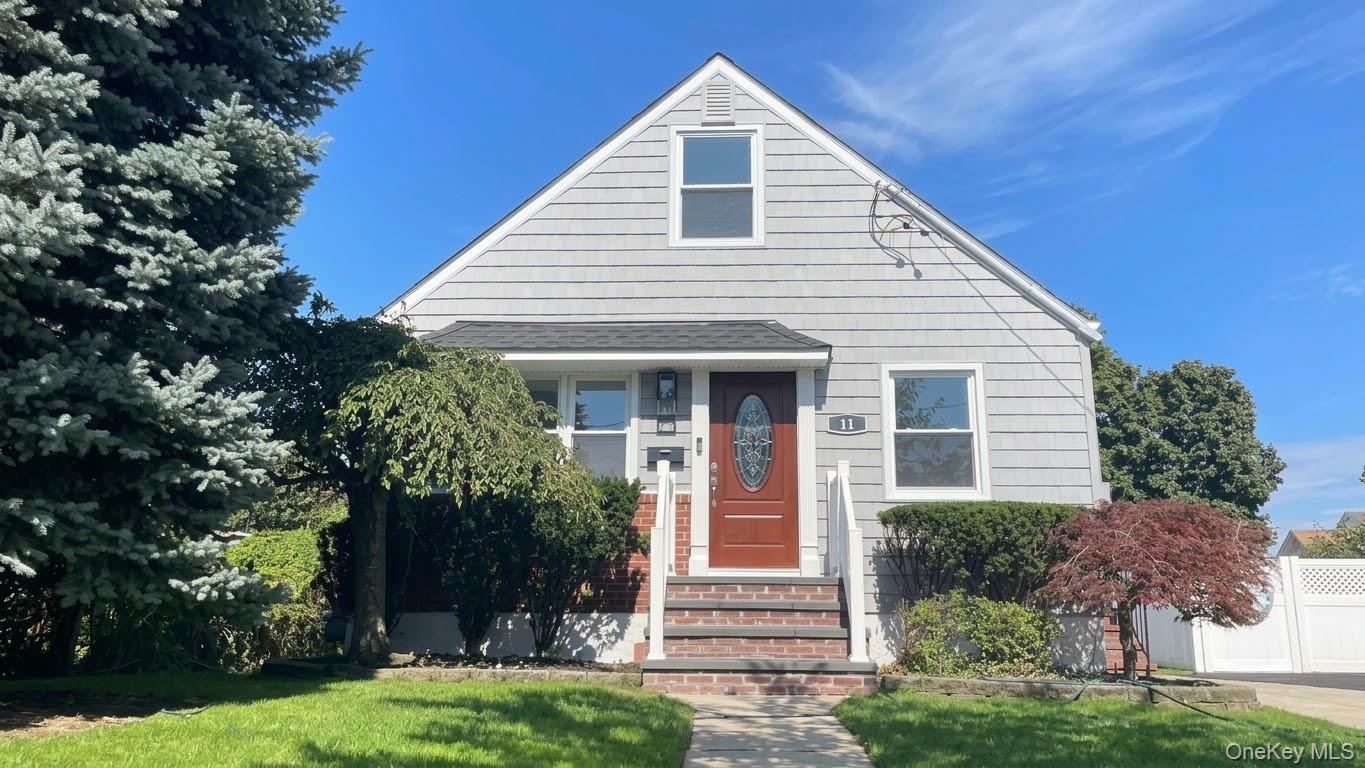 11 Wood Street – For Sale