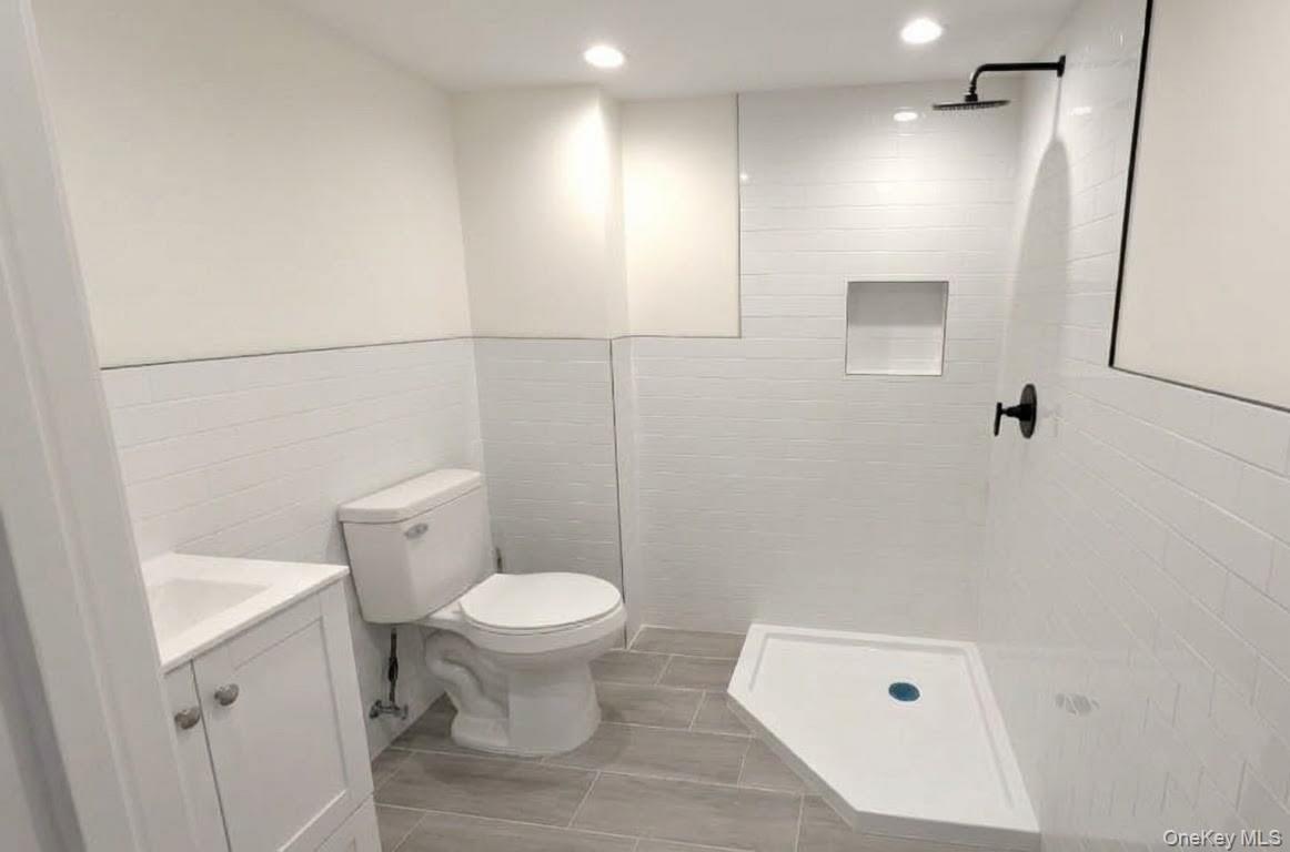 11 Wood Street – For Sale photo 9