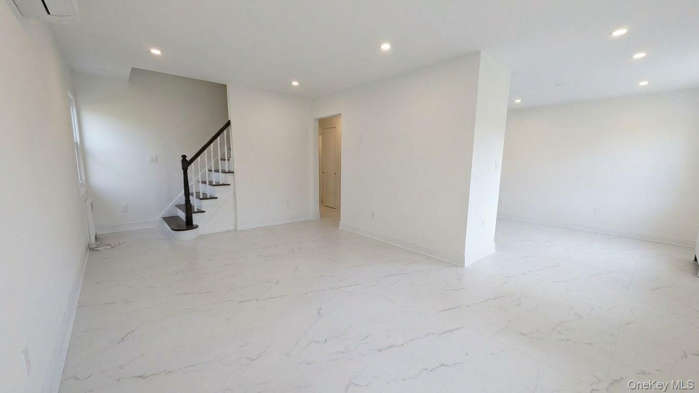 11 Wood Street – For Sale photo 16