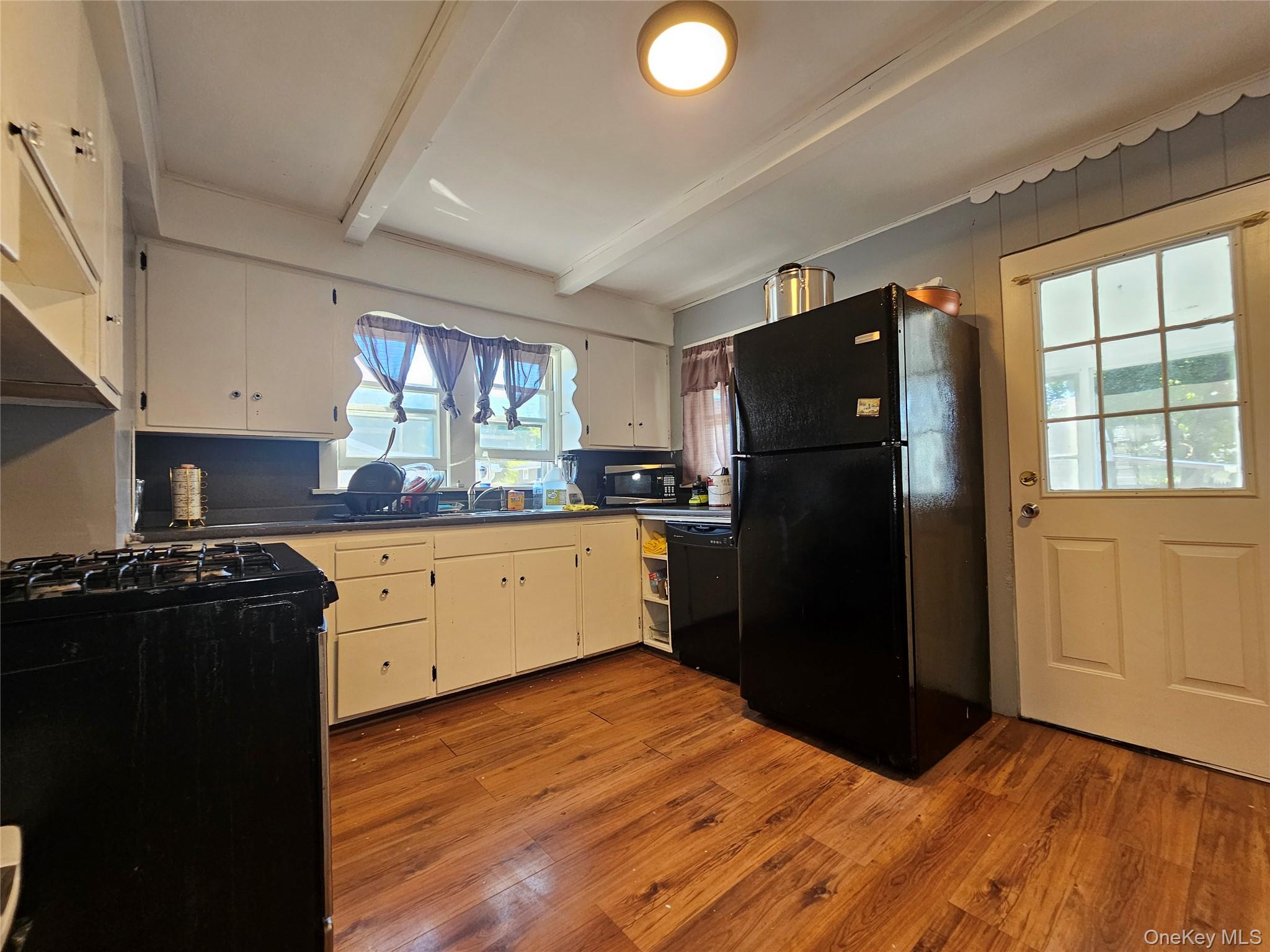 11 Willard Street – For Sale photo 12
