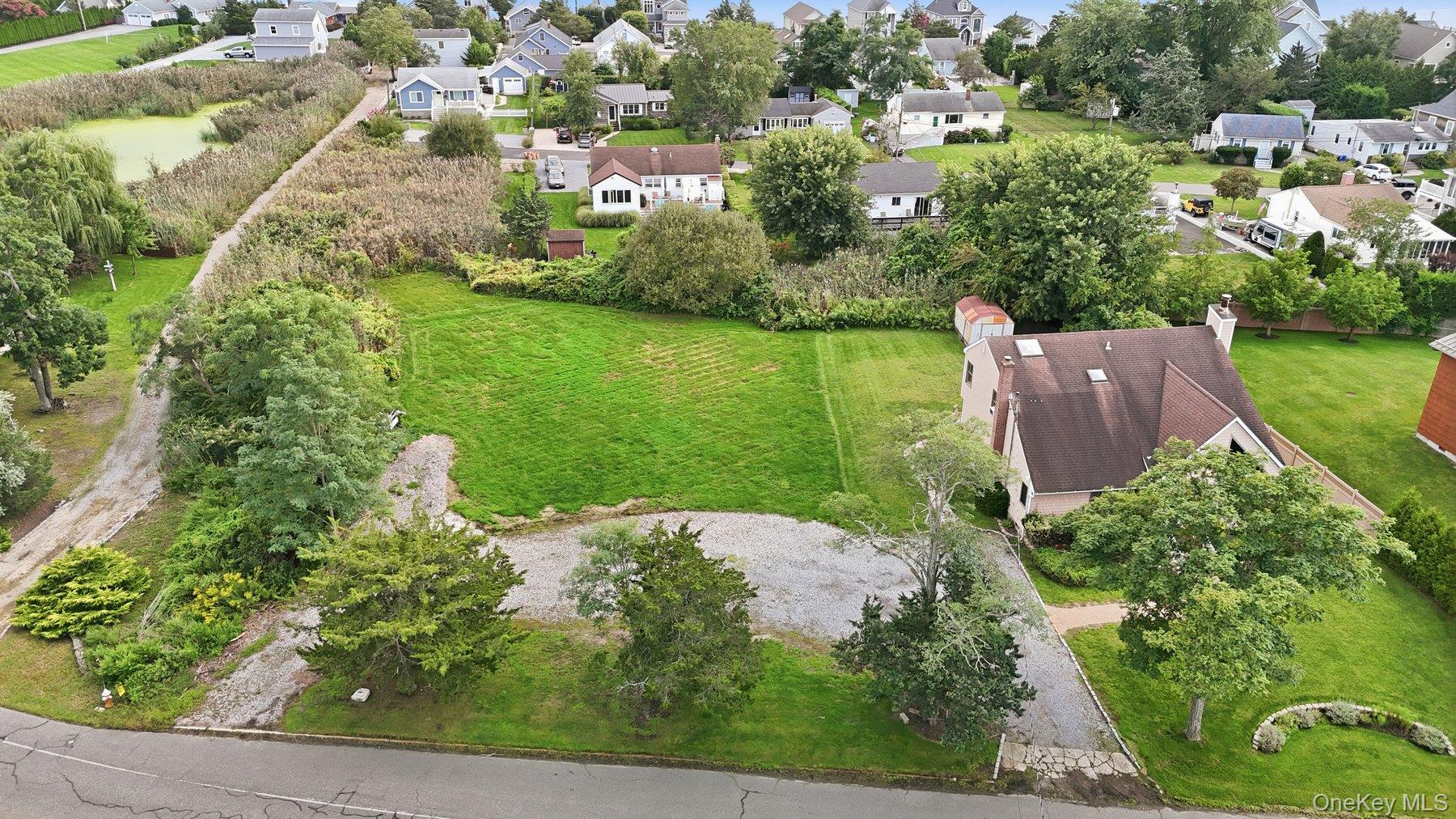501 Peconic Bay Boulevard – For Sale photo 6
