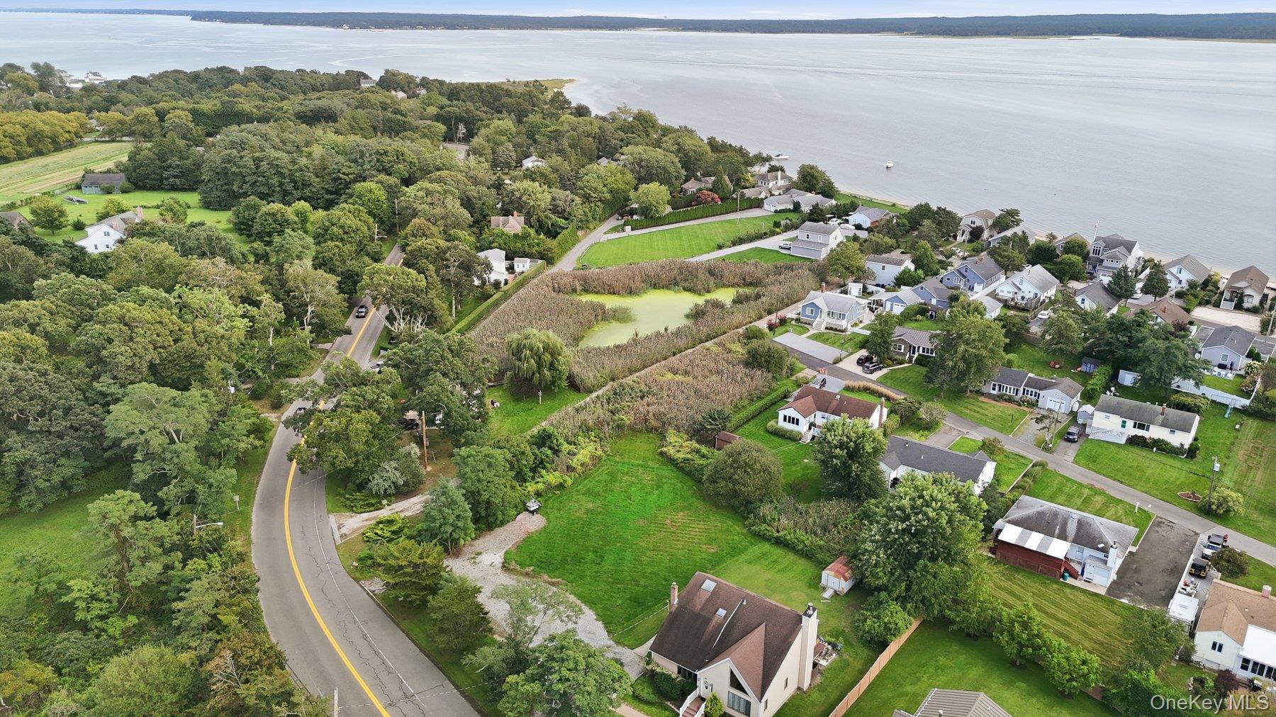 501 Peconic Bay Boulevard – For Sale photo 4