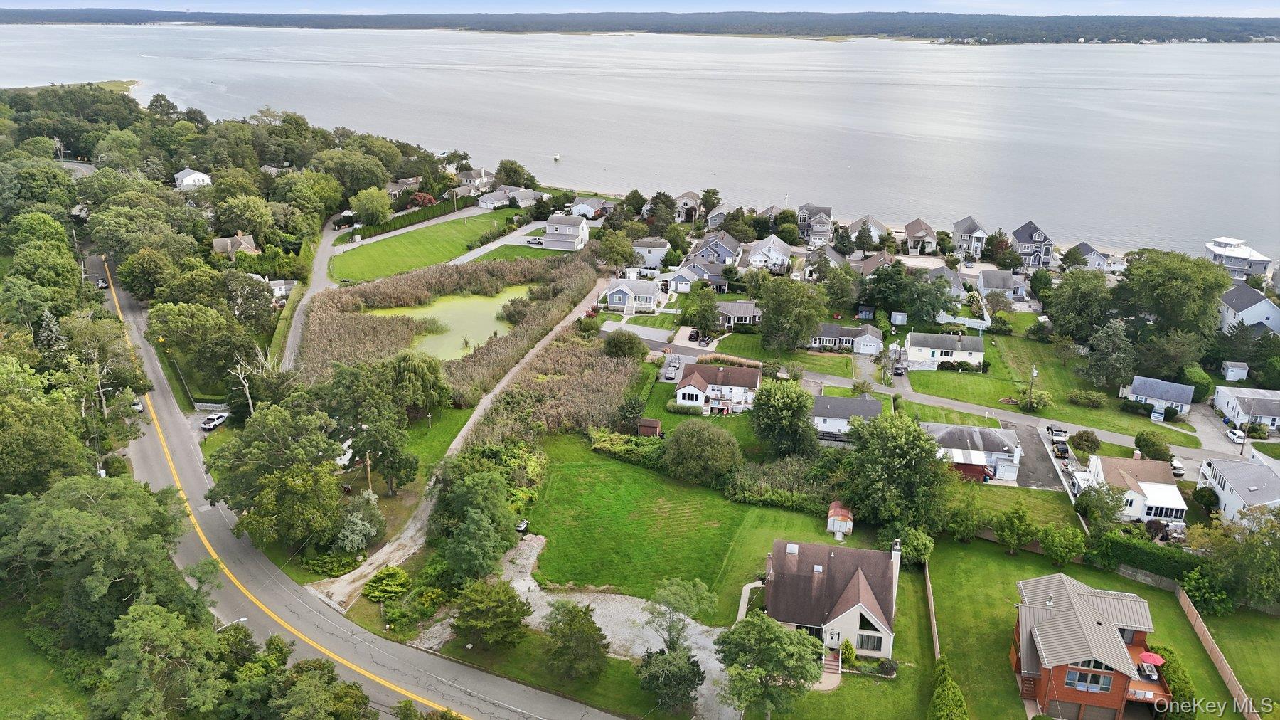 501 Peconic Bay Boulevard – For Sale photo 2