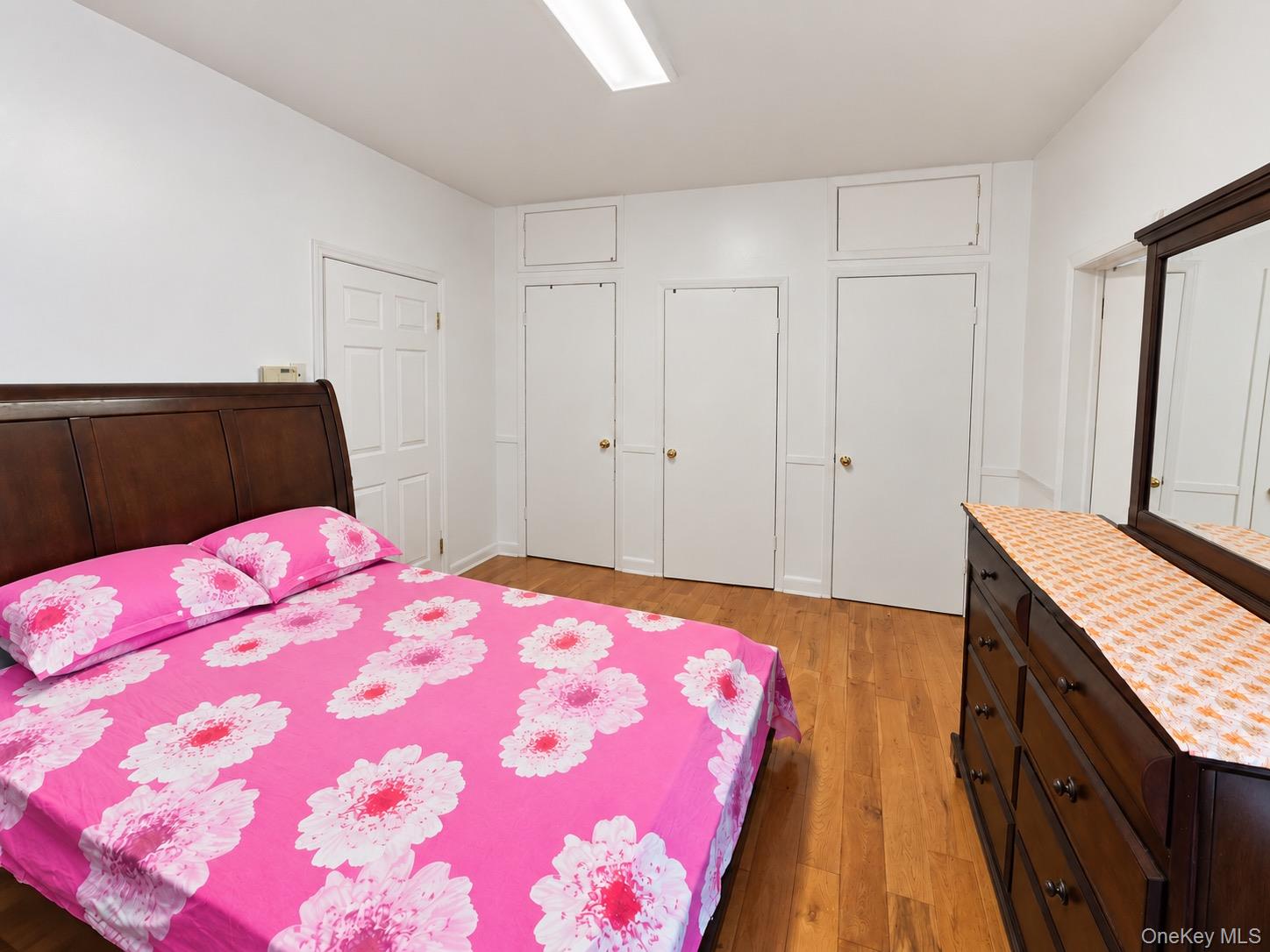 90-11 80th Street – For Sale photo 7