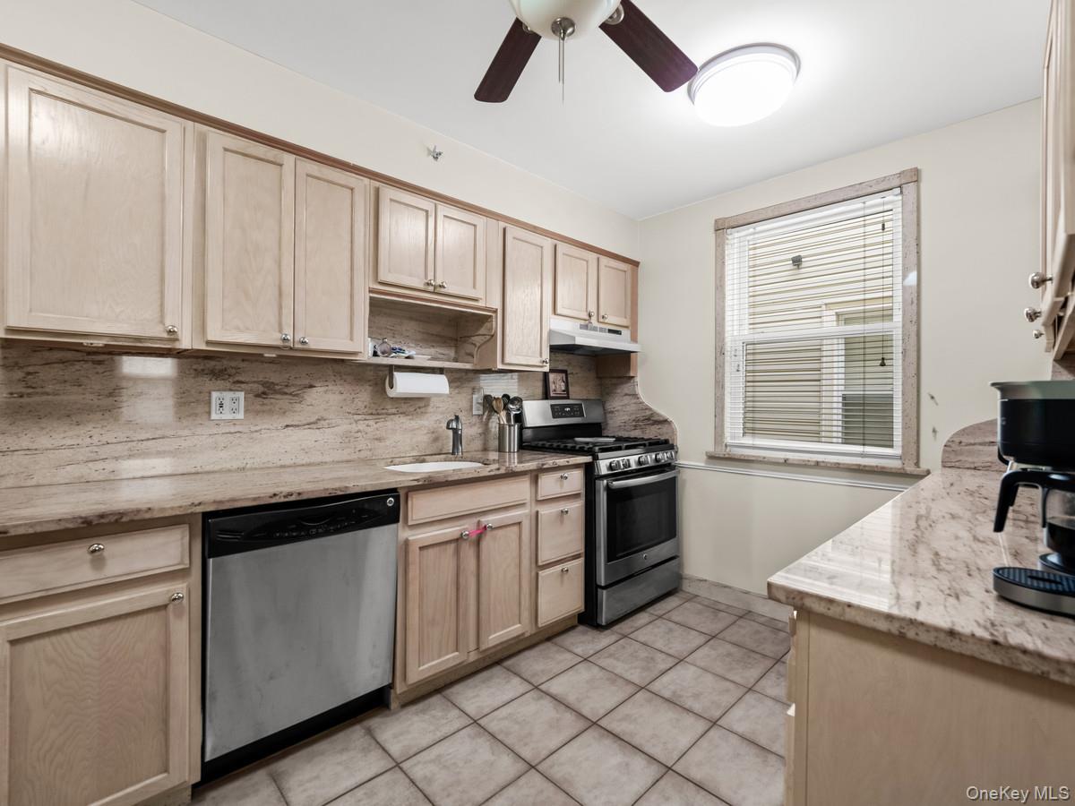 7805 83rd Street – For Sale photo 9