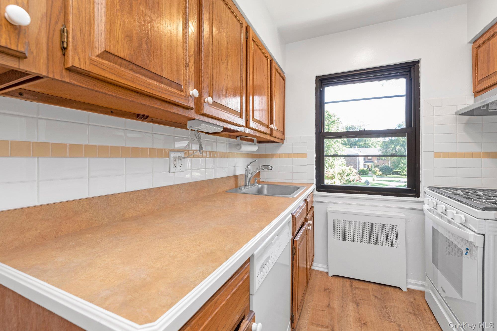 1197 E Broadway, Unit K24 photo 6