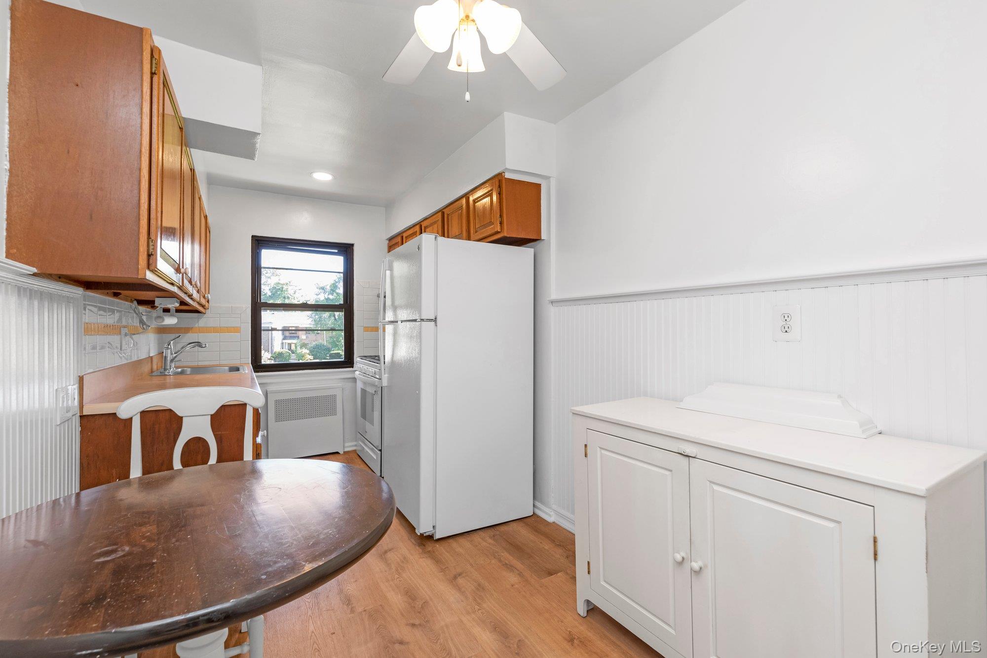 1197 E Broadway, Unit K24 photo 8