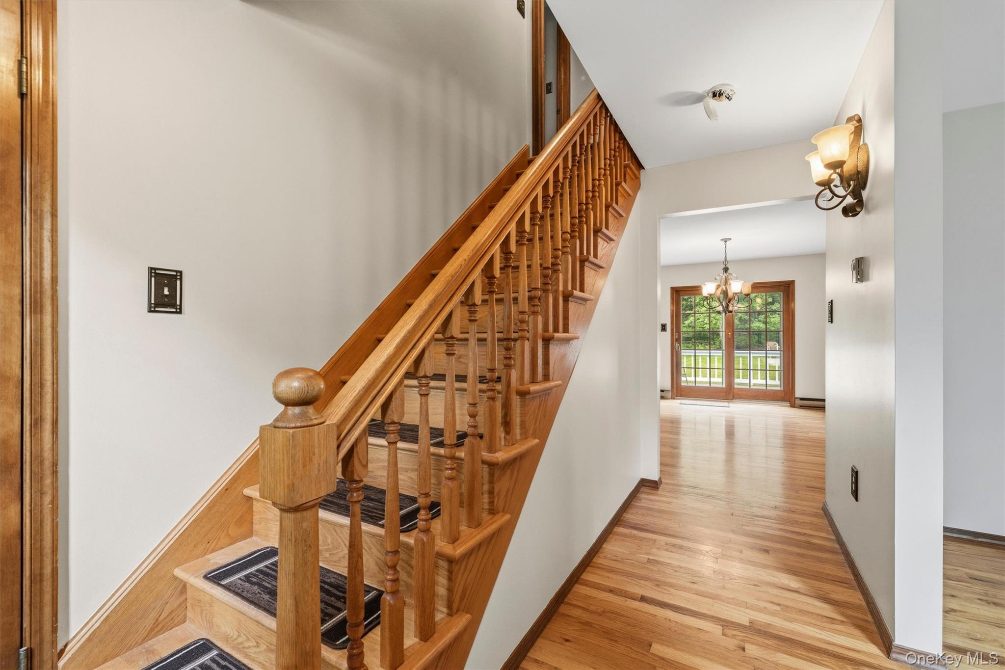 9 3rd Street – For Sale photo 2