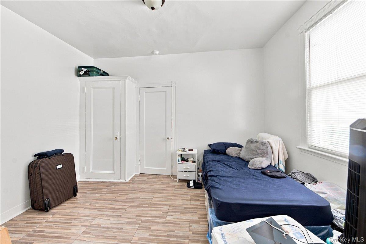 356 Riverdale Avenue, Unit 1 photo 13