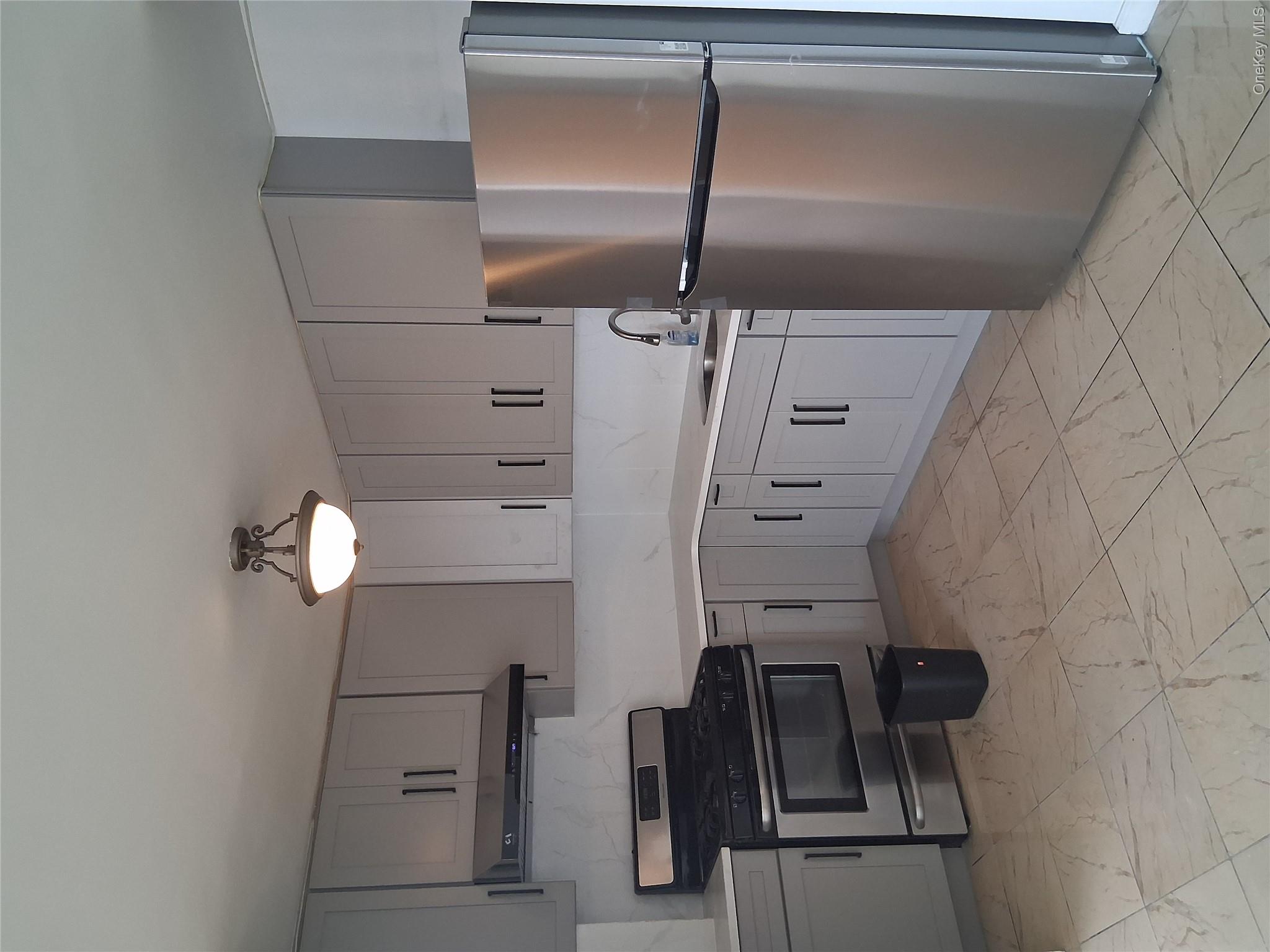 15115 82nd Street, Unit 3 floor photo 3