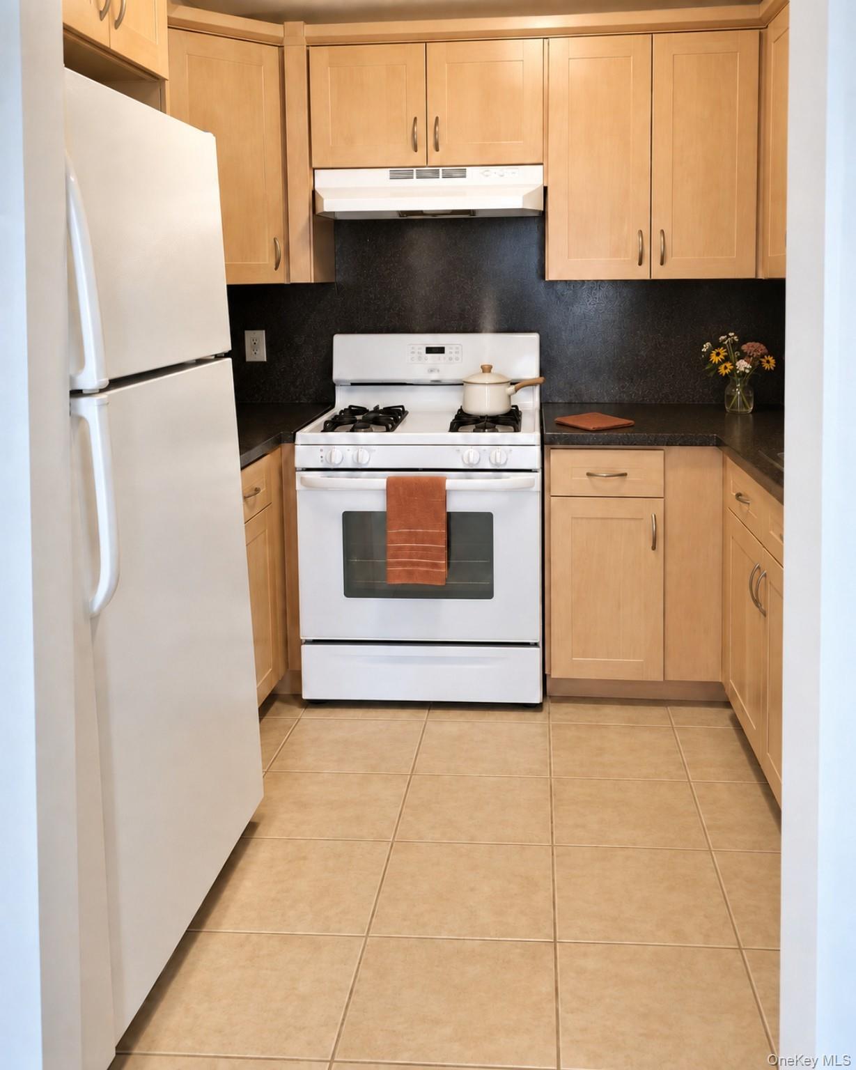 14 Lexington Hill, Unit 2 photo 18
