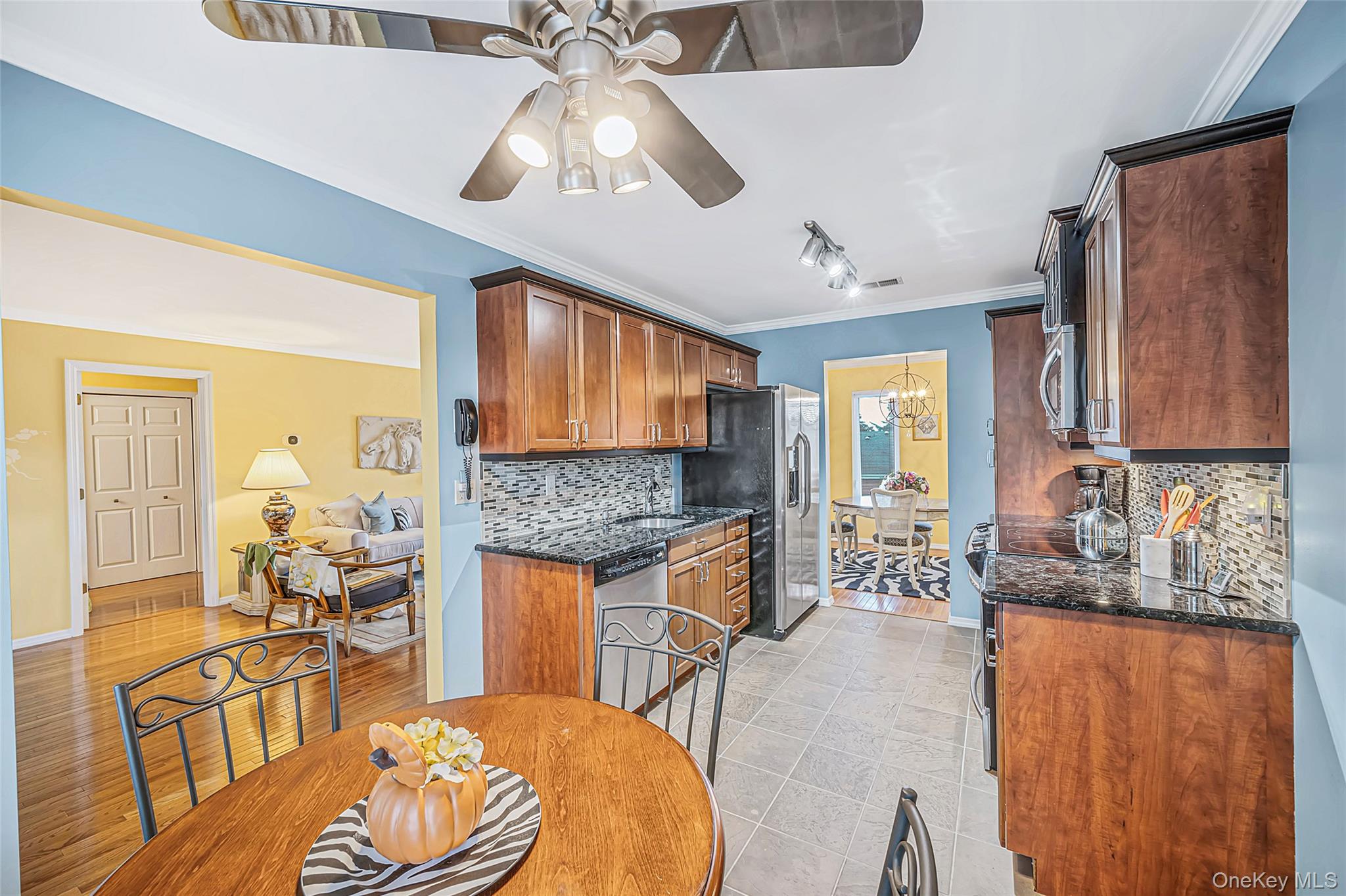 704 Fenway Road – For Sale photo 9