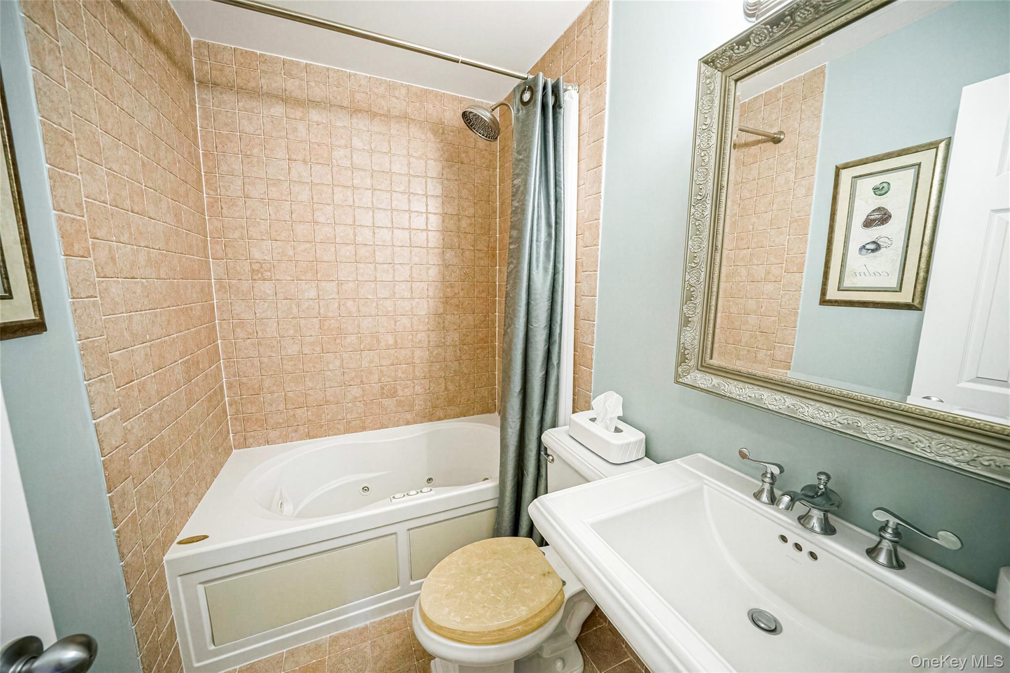 704 Fenway Road – For Sale photo 20