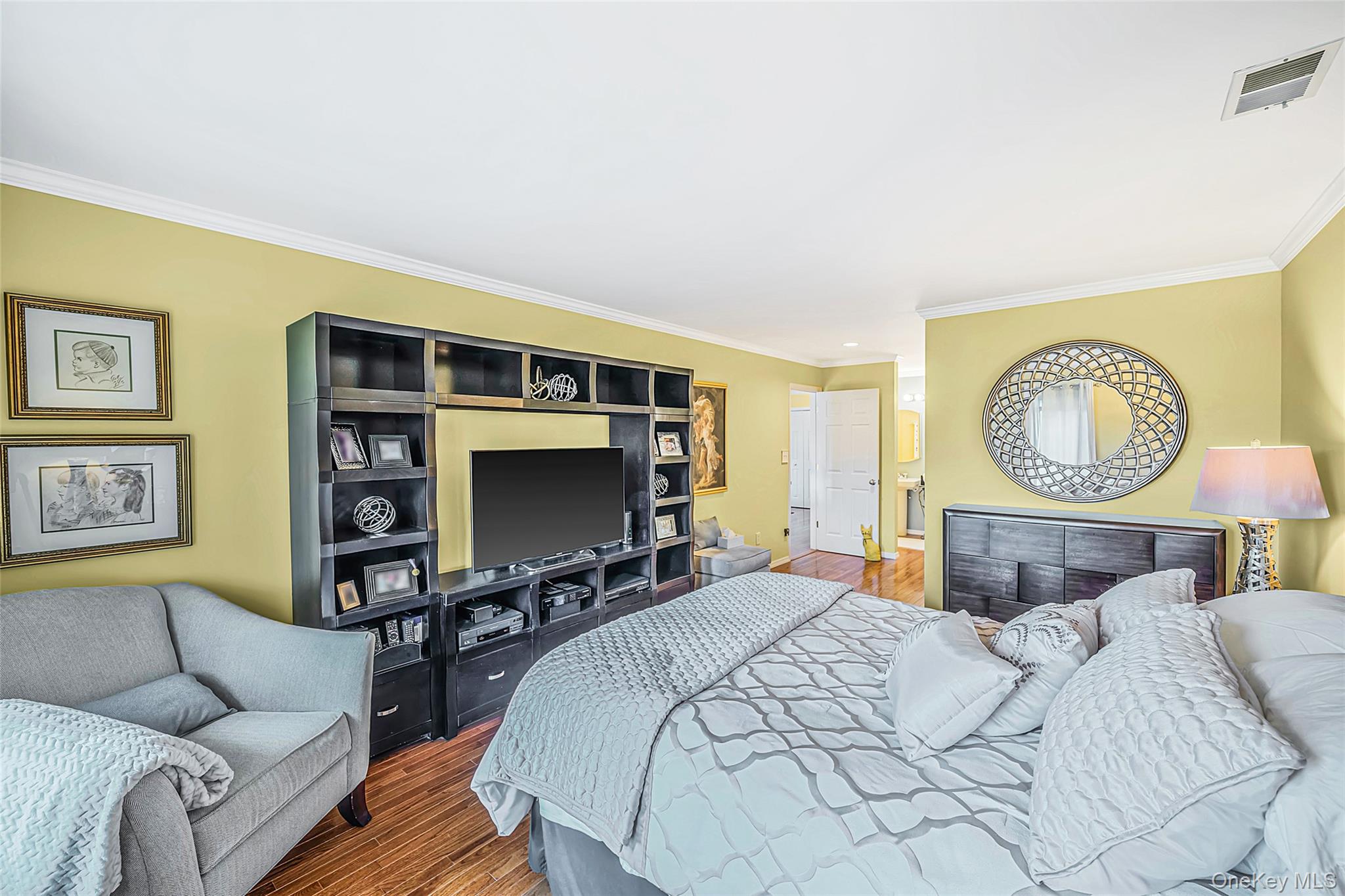 704 Fenway Road – For Sale photo 13