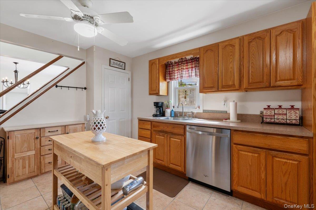 2487 Arthur Court – For Sale photo 17