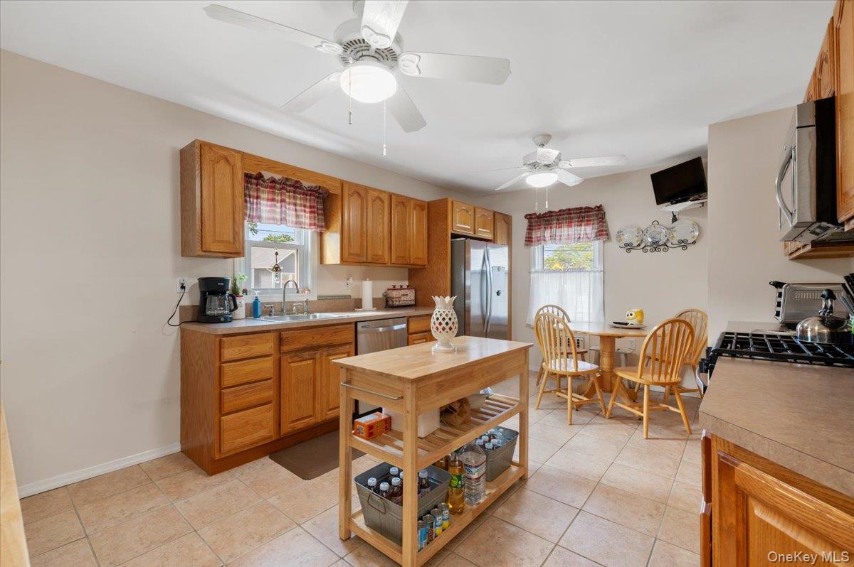 2487 Arthur Court – For Sale photo 13