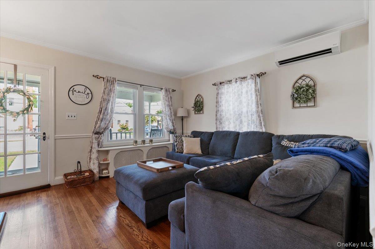 2487 Arthur Court – For Sale photo 3