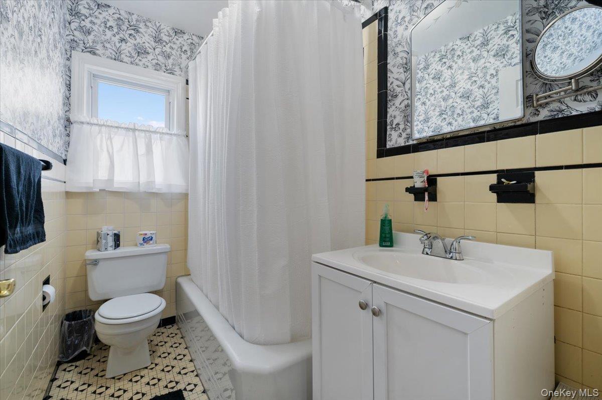 2487 Arthur Court – For Sale photo 4