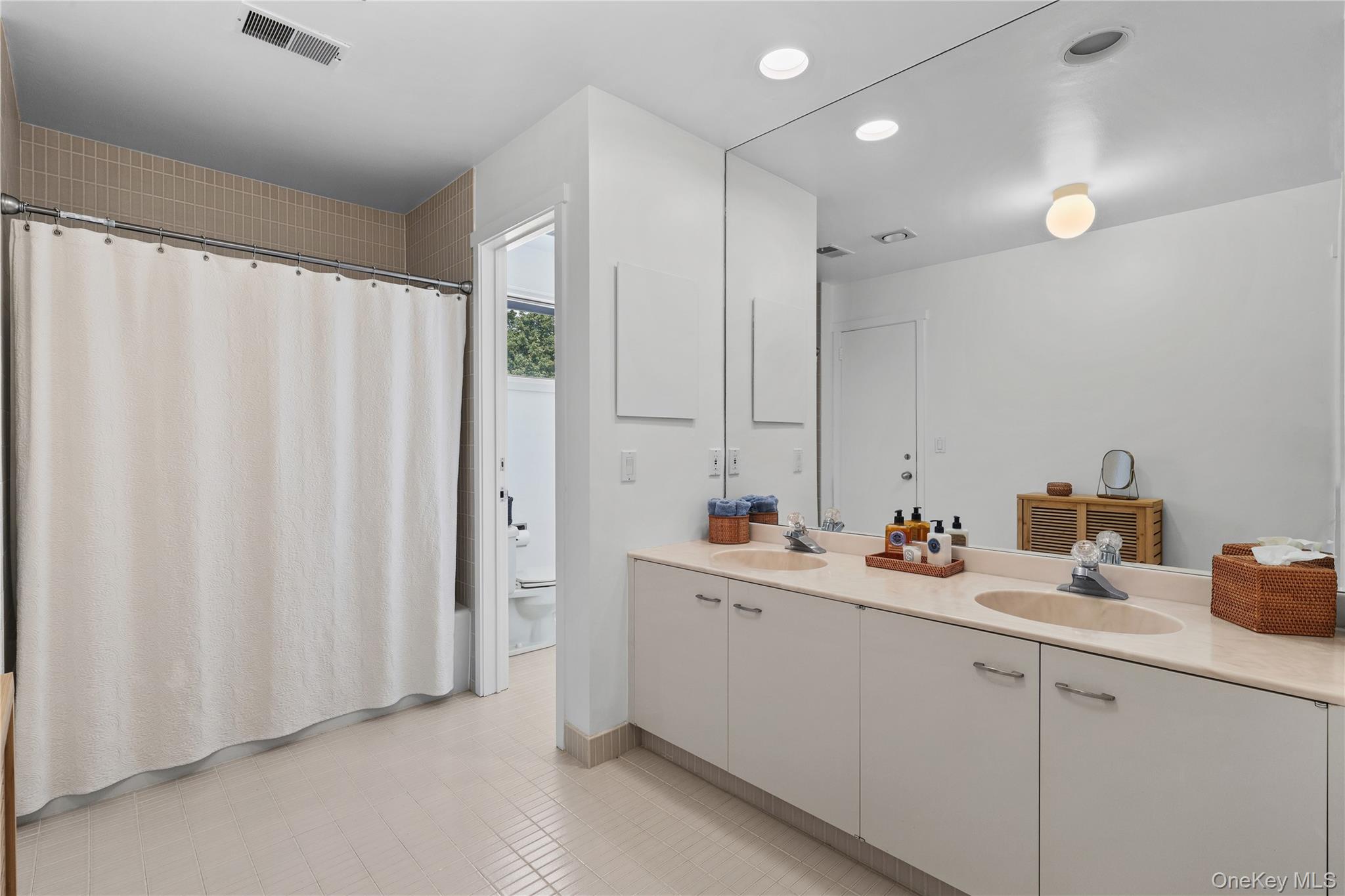 25 Charles Road – For Sale photo 19