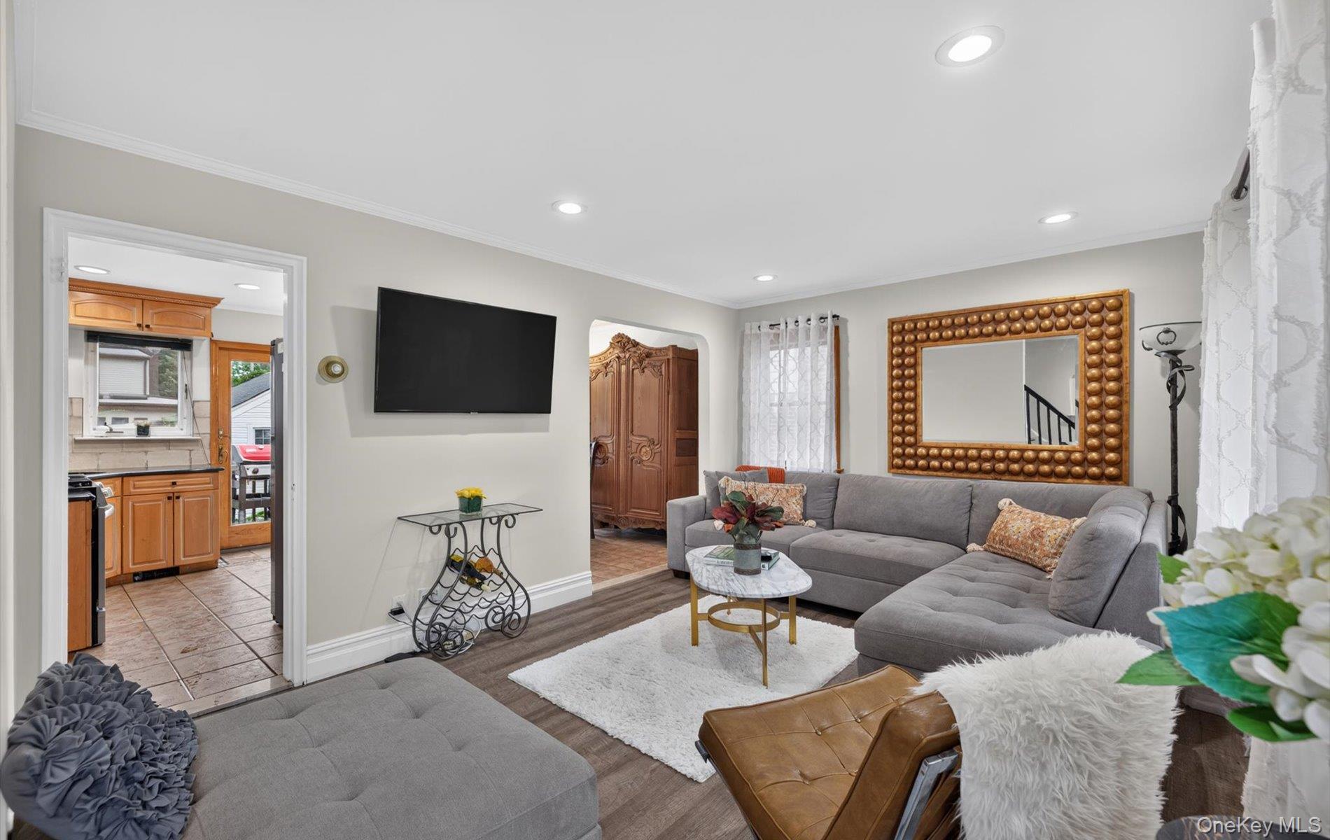 11 White Street – For Sale photo 7