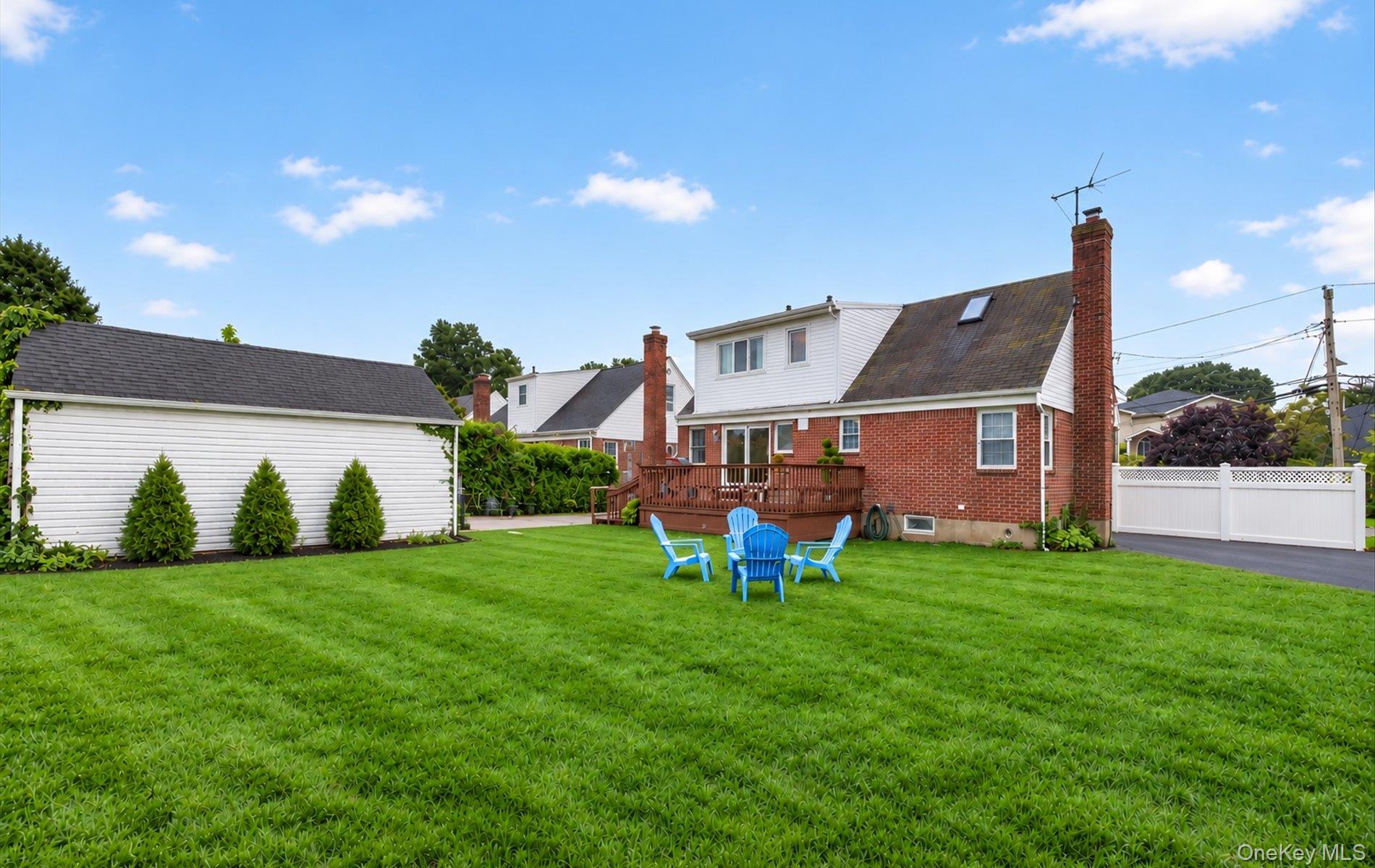 11 White Street – For Sale photo 37