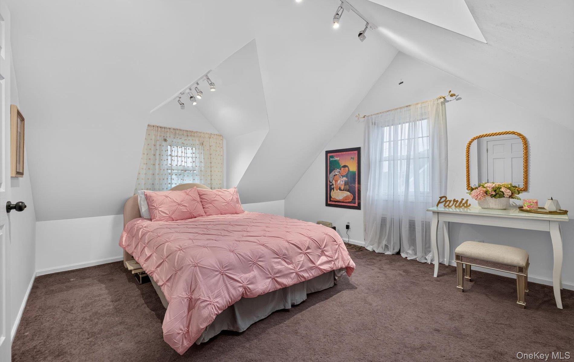 11 White Street – For Sale photo 26