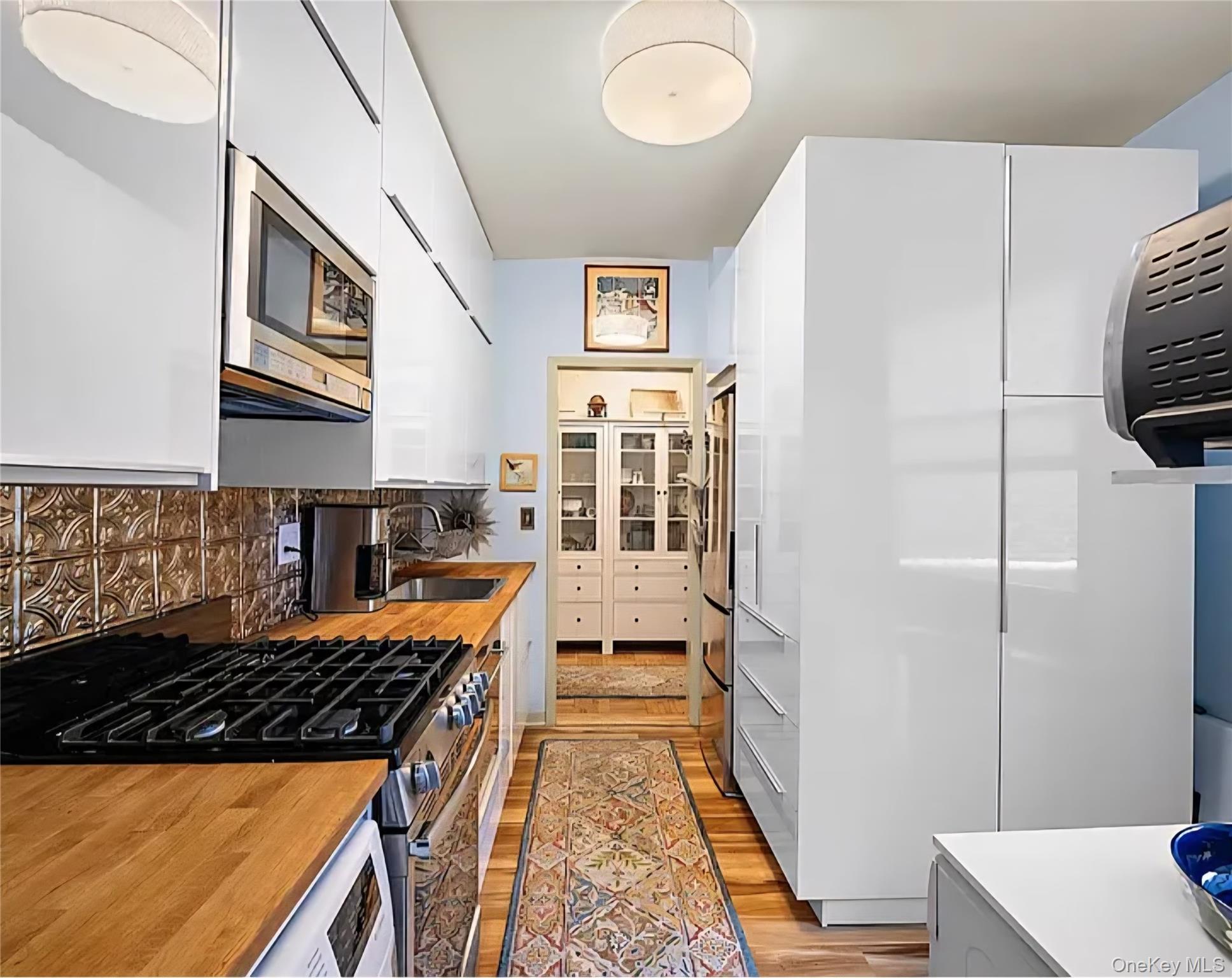 1175 Anderson Avenue, Unit 2E photo 6