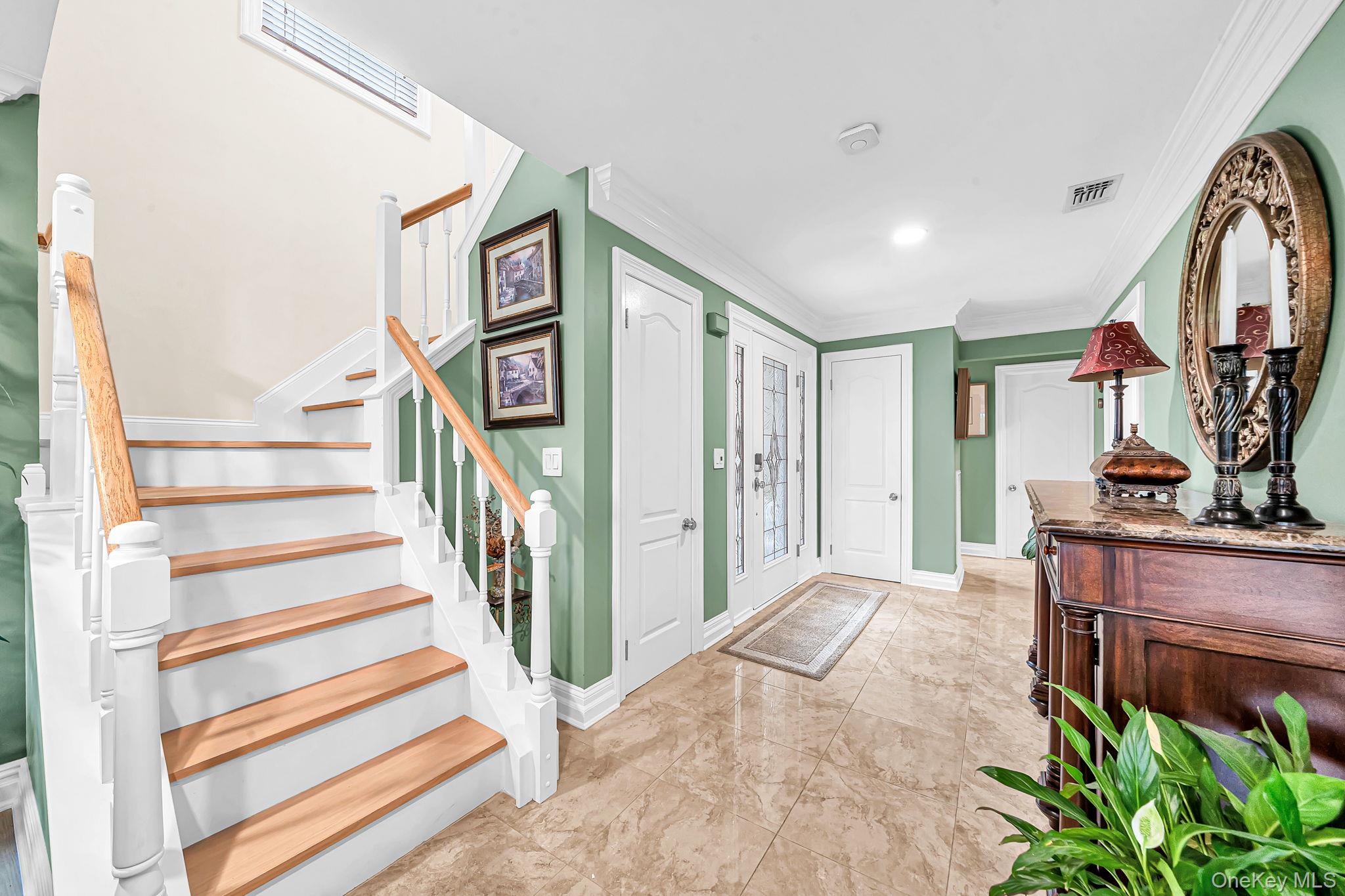 112 Erin Lane – For Sale photo 6